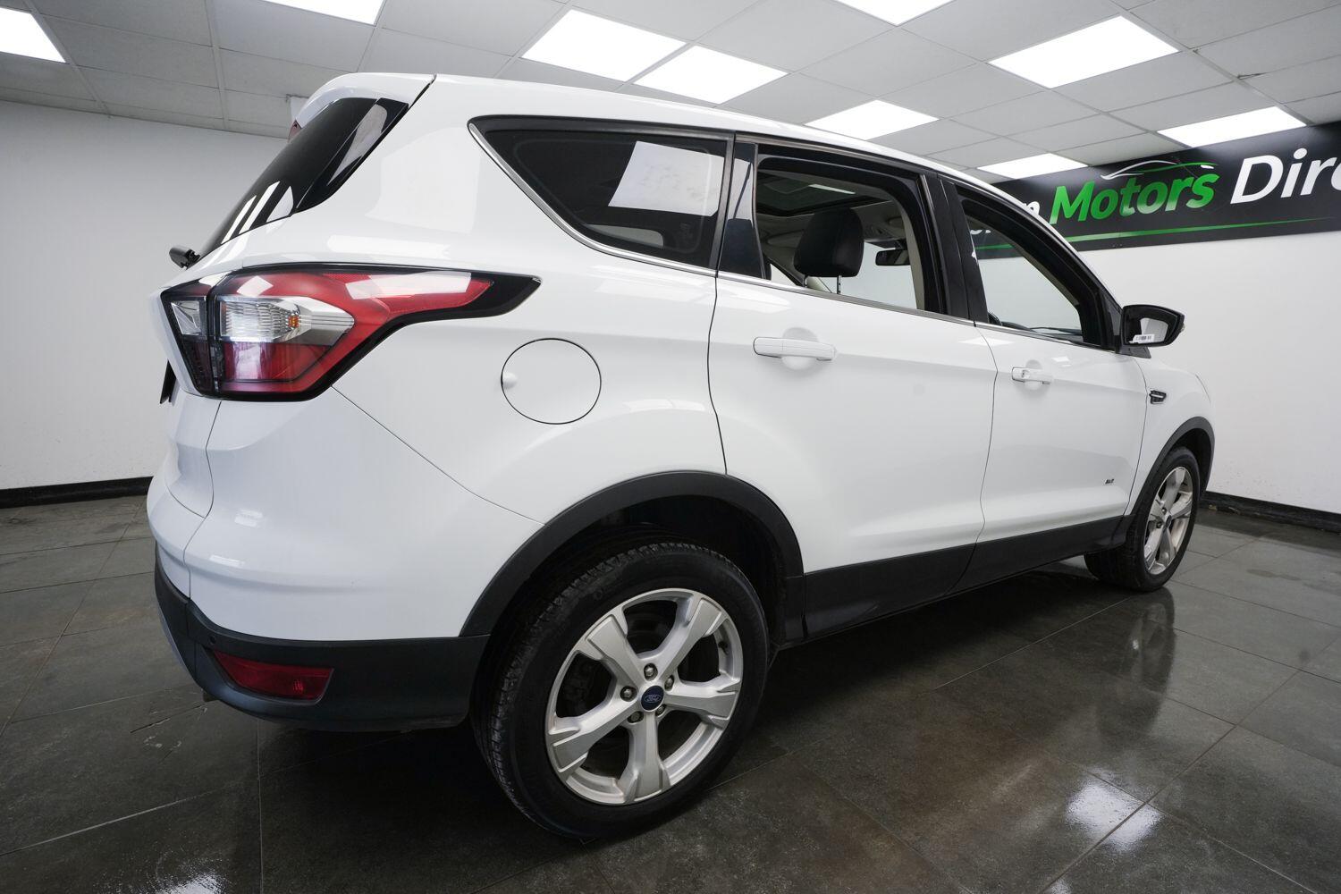 Ford Kuga view 3
