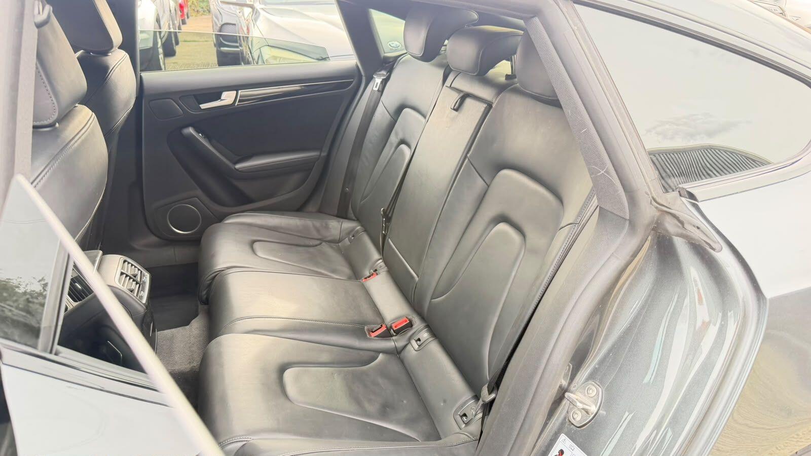 Audi A5 view 16