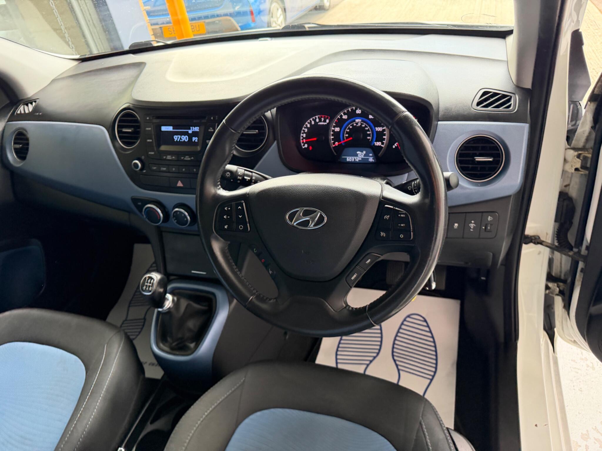 Hyundai I10 view 22