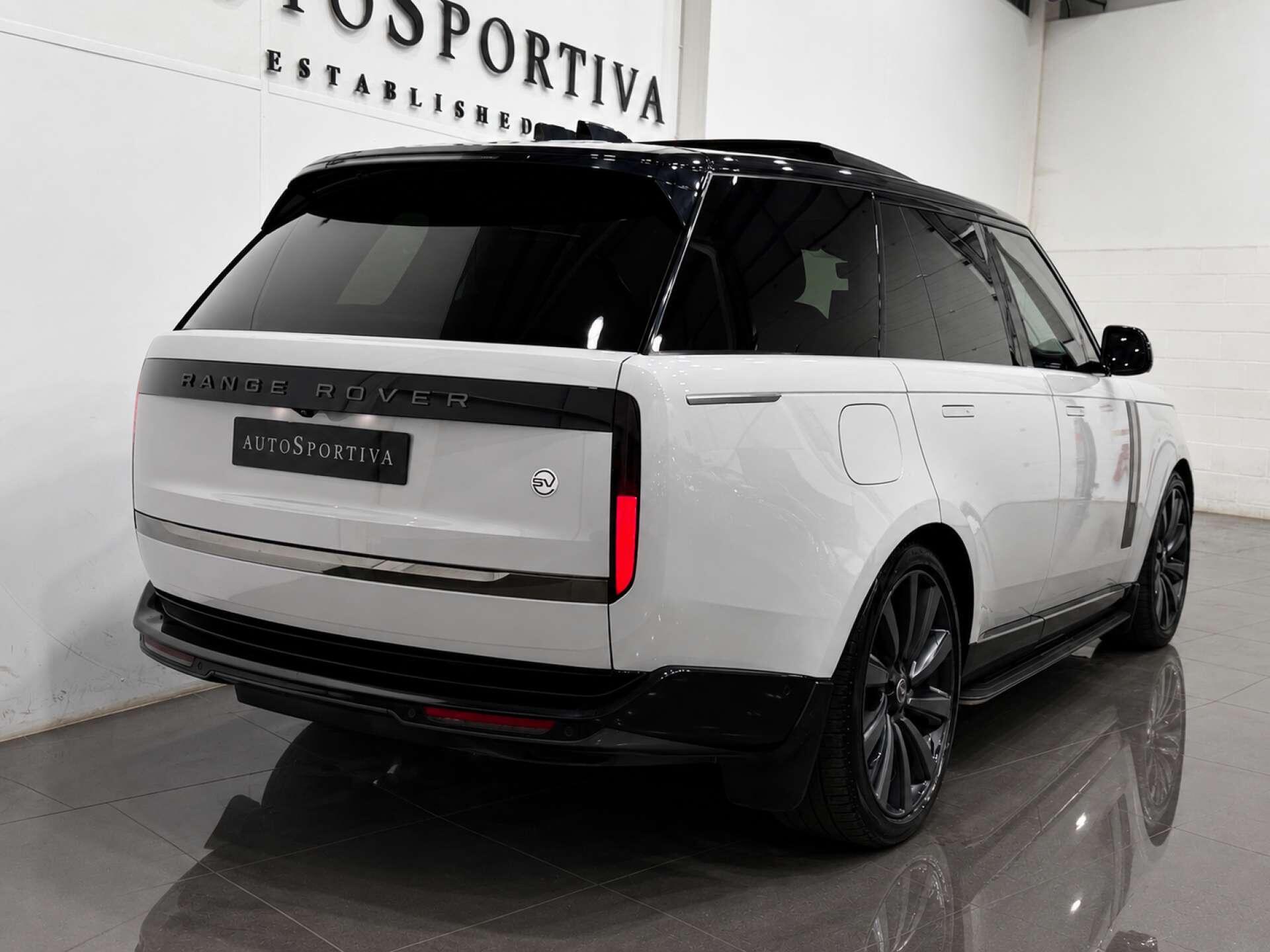 Land Rover Range Rover view 4