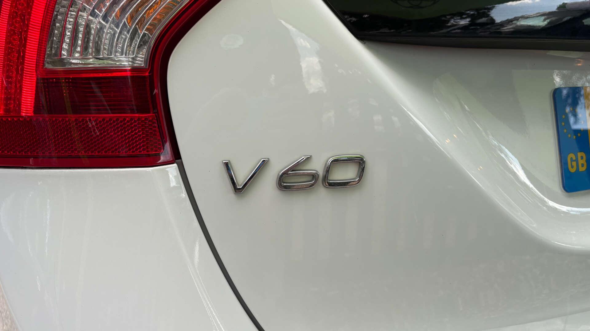 Volvo V60 view 43
