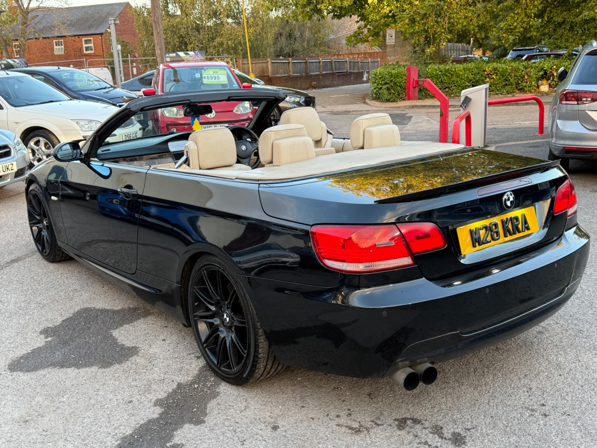 BMW 3 Series - Image 17