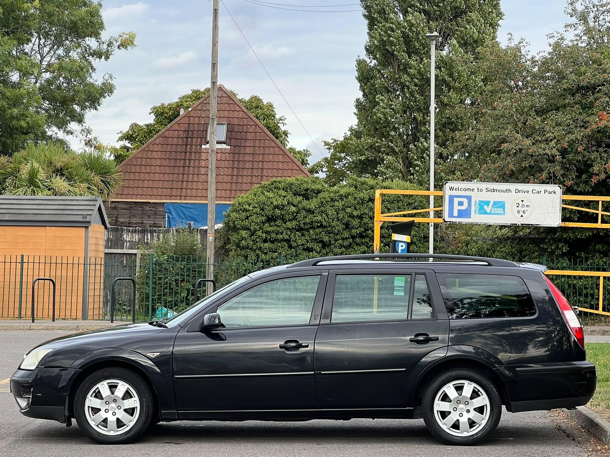 Ford Mondeo view 6
