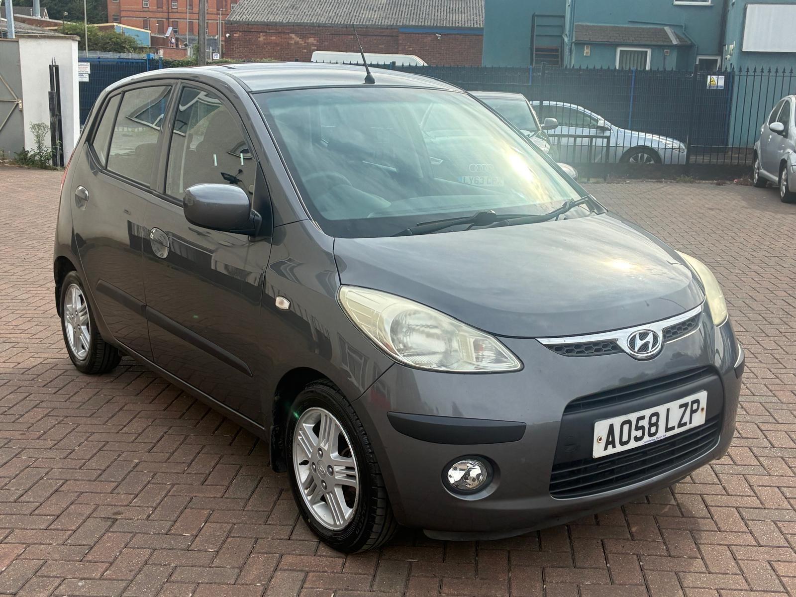 Hyundai i10 view 3