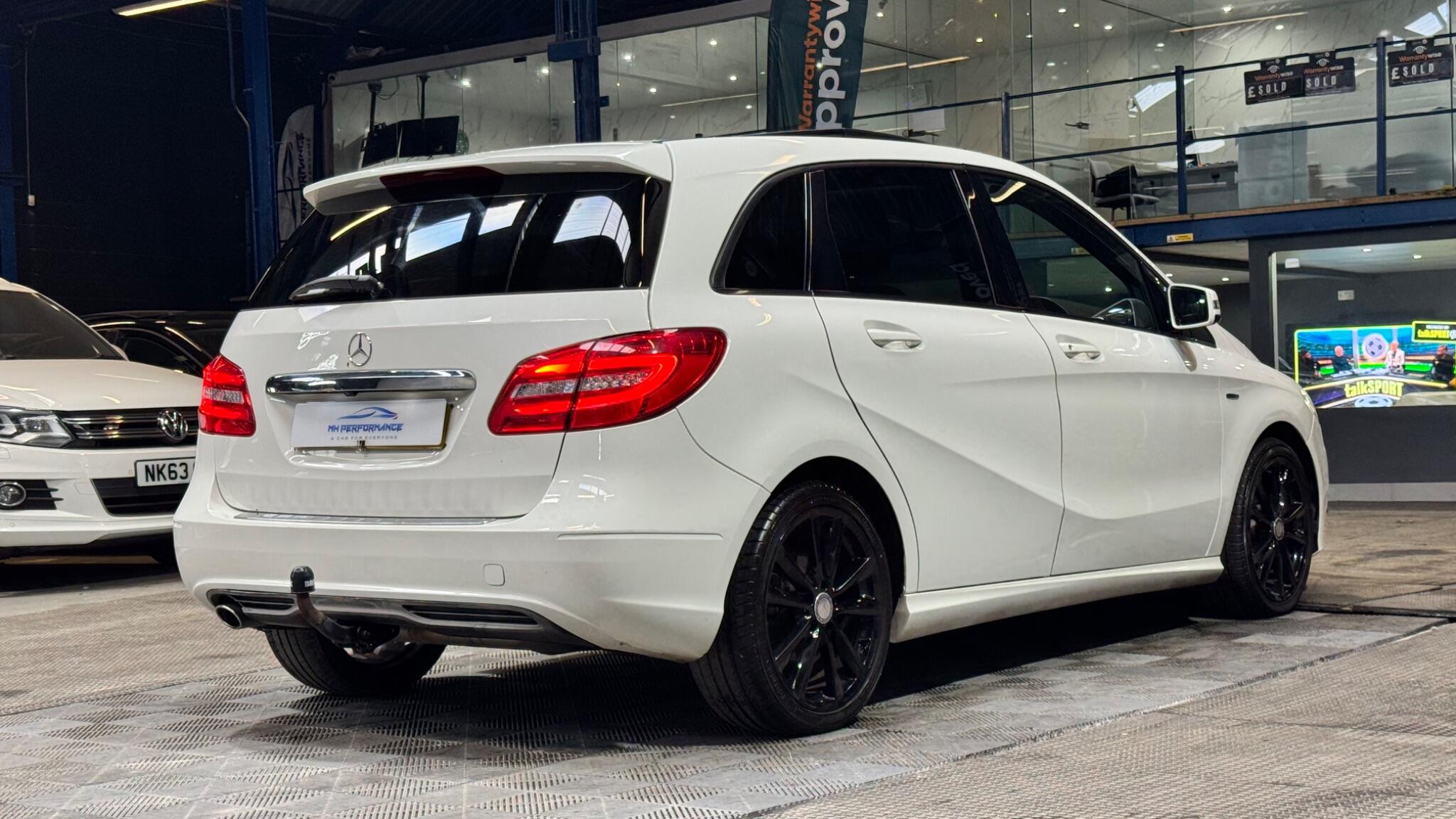 Mercedes-Benz B Class view 63