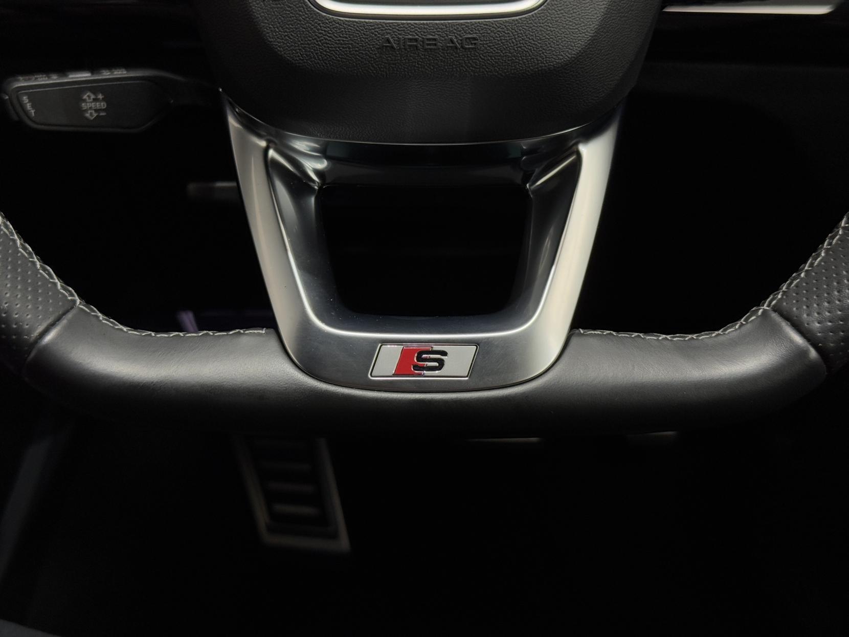 Audi Q5 view 41