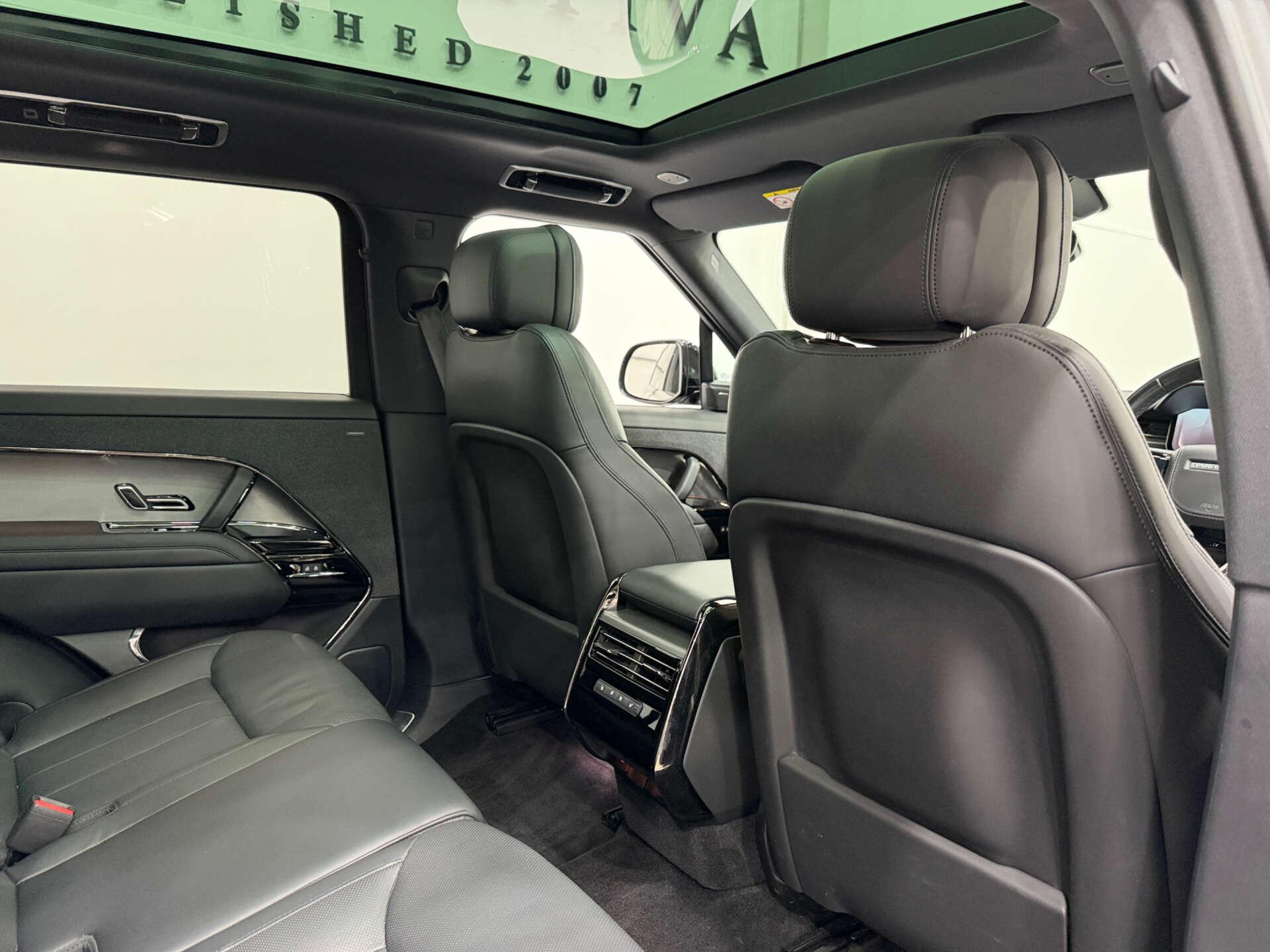 Land Rover Range Rover Sport view 16