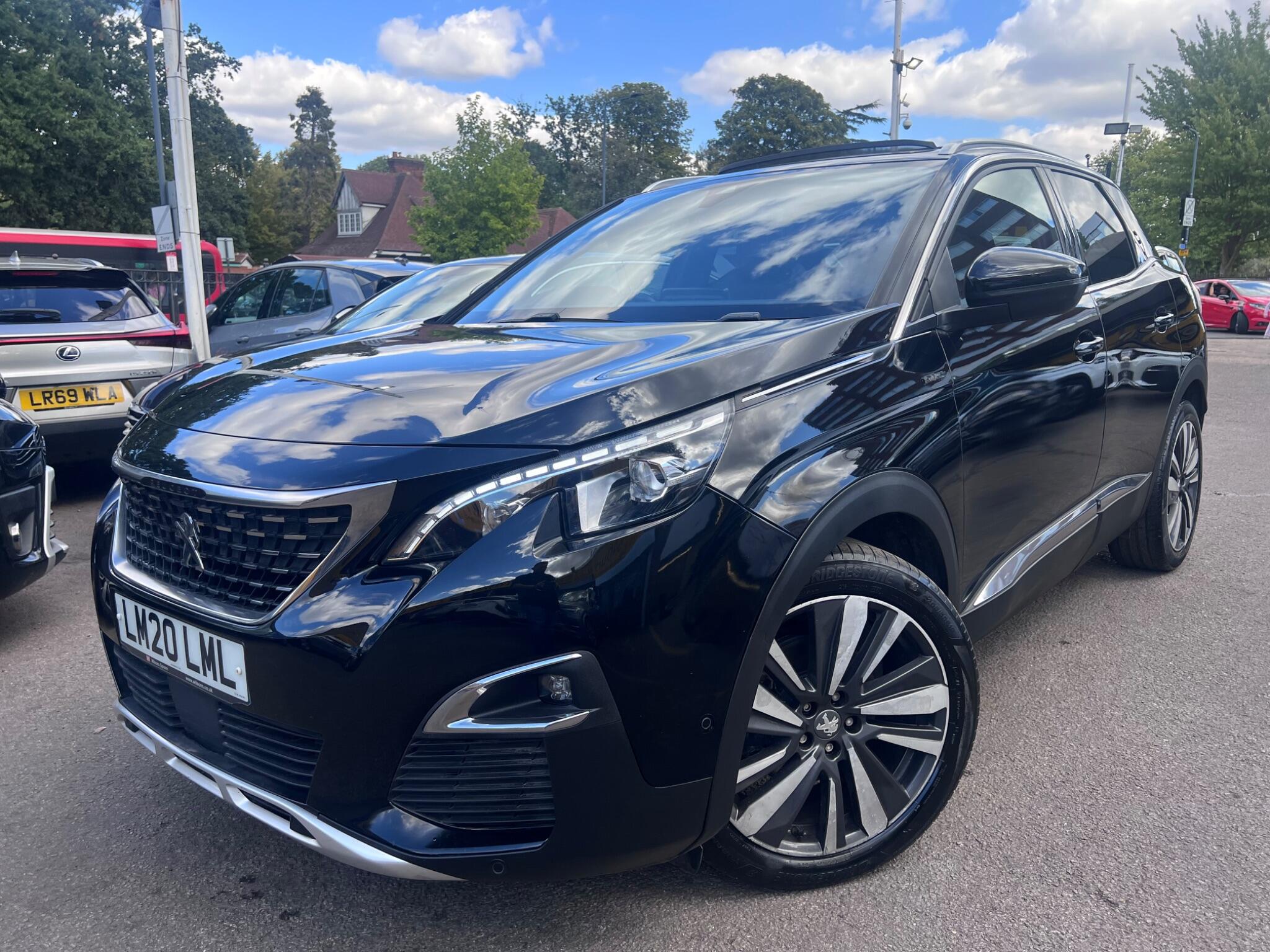 Peugeot 3008 view 8