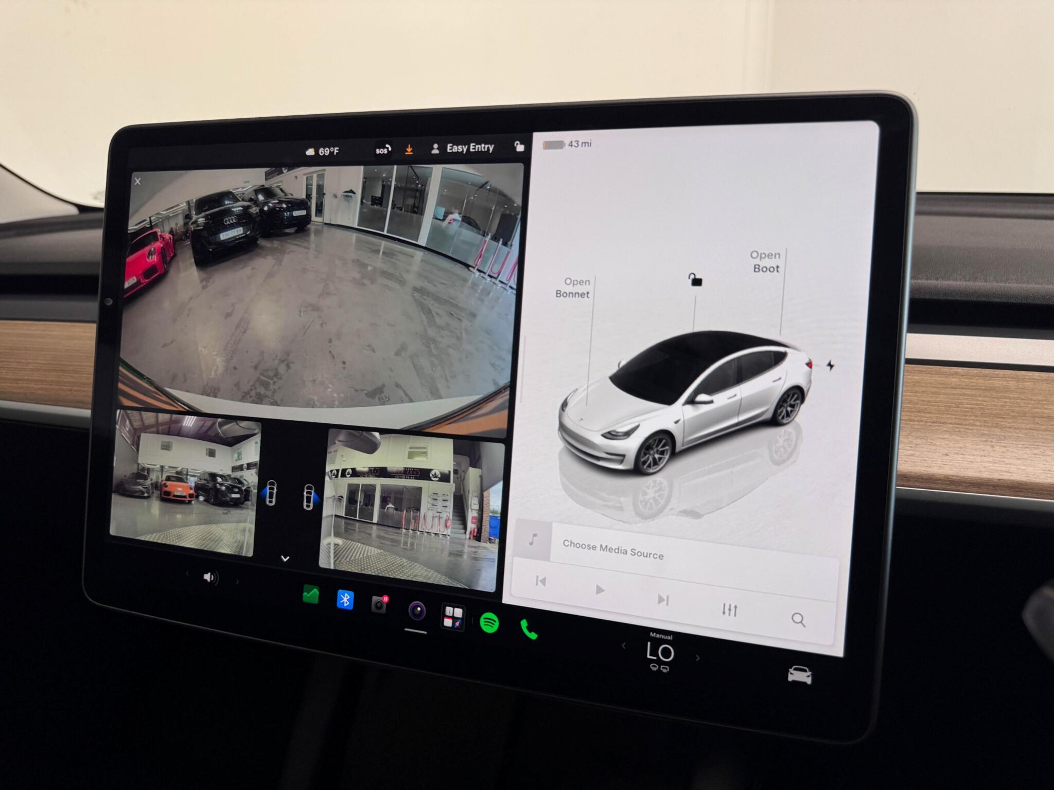 Tesla Model 3 view 11