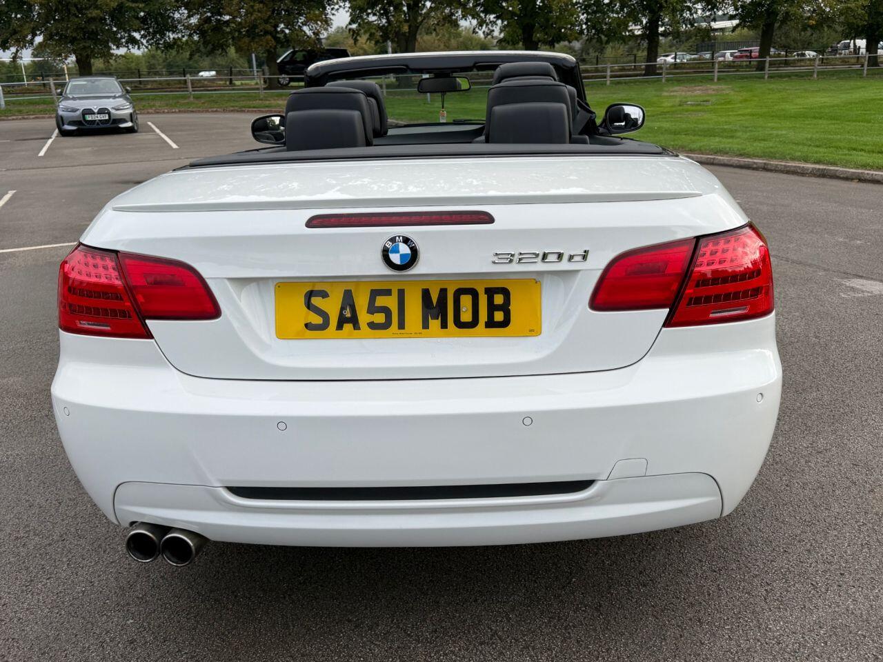 BMW 3 Series view 32