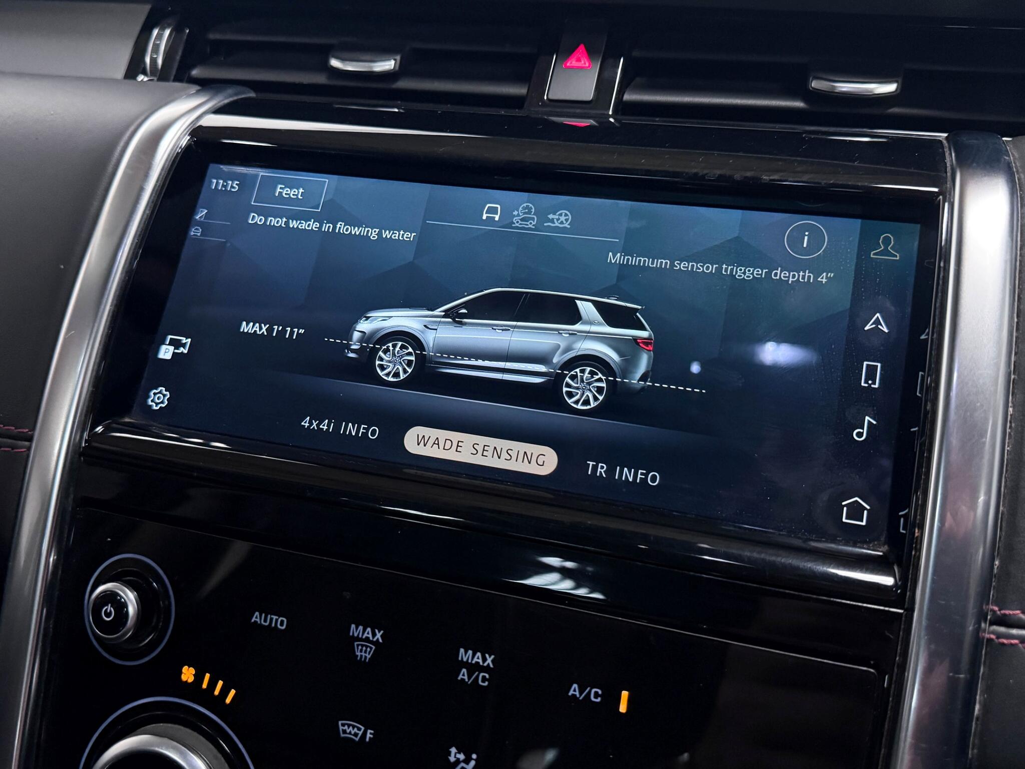 Land Rover Discovery Sport view 54