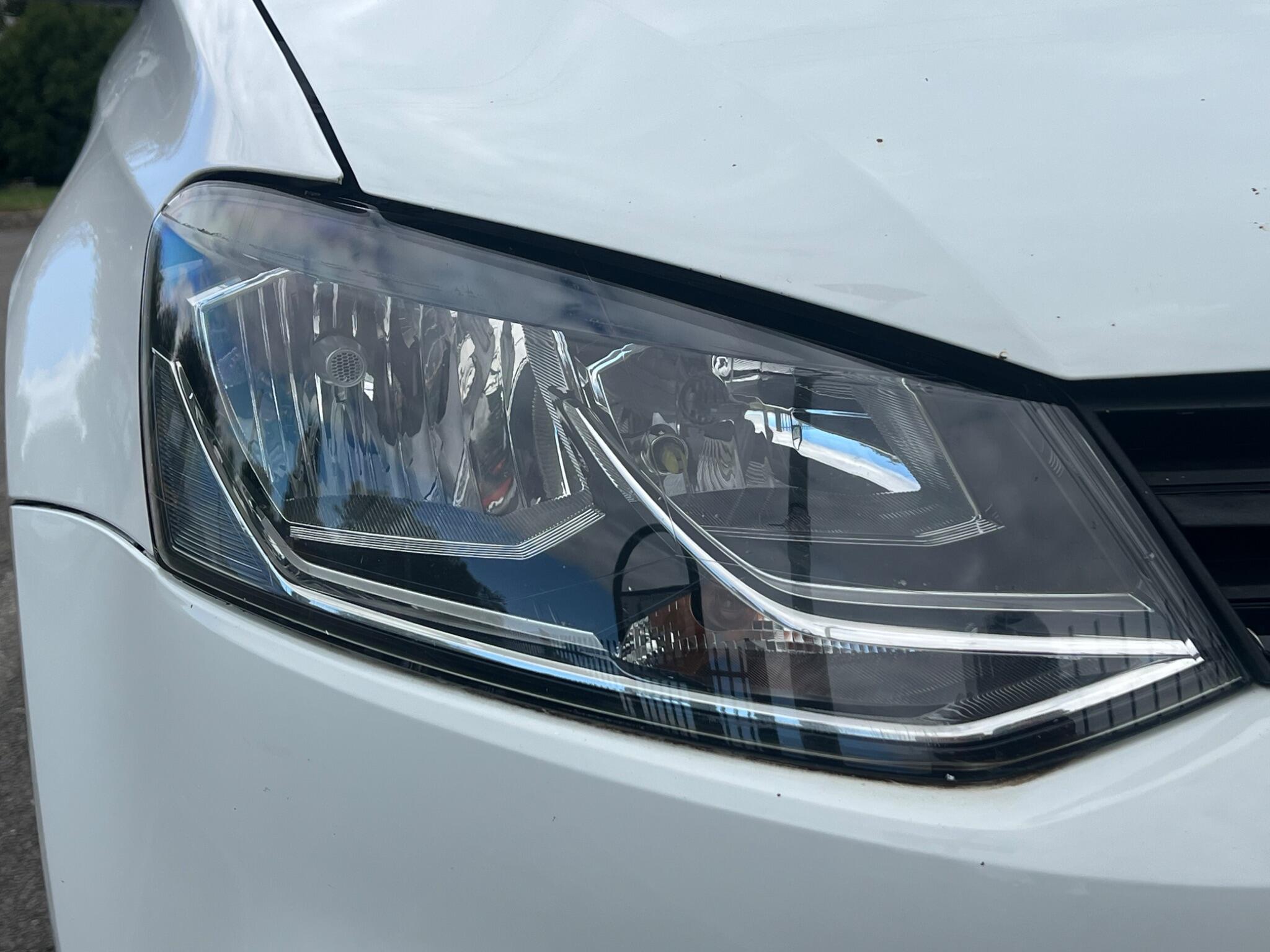 Volkswagen Polo view 13