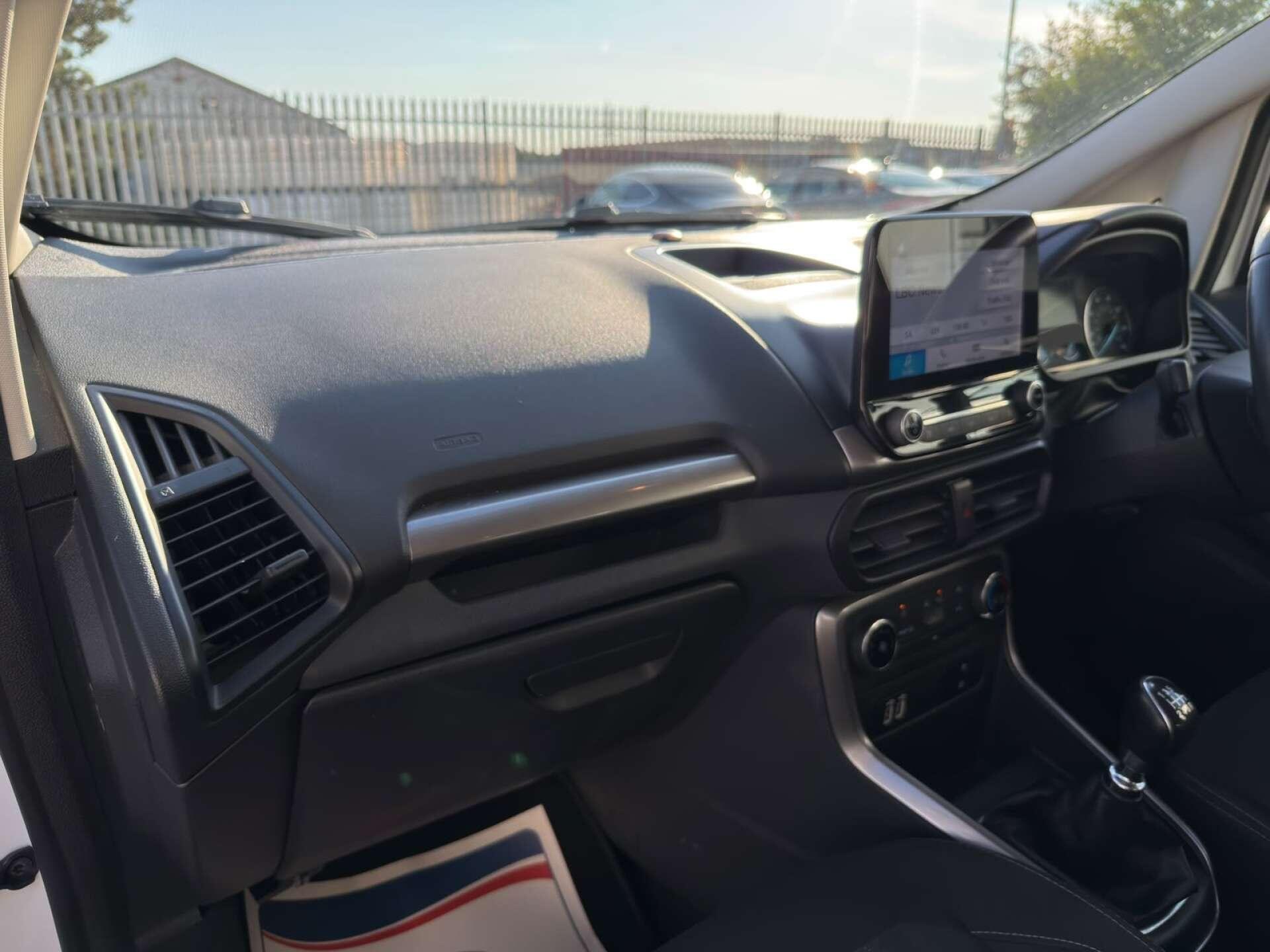 Ford Ecosport view 36