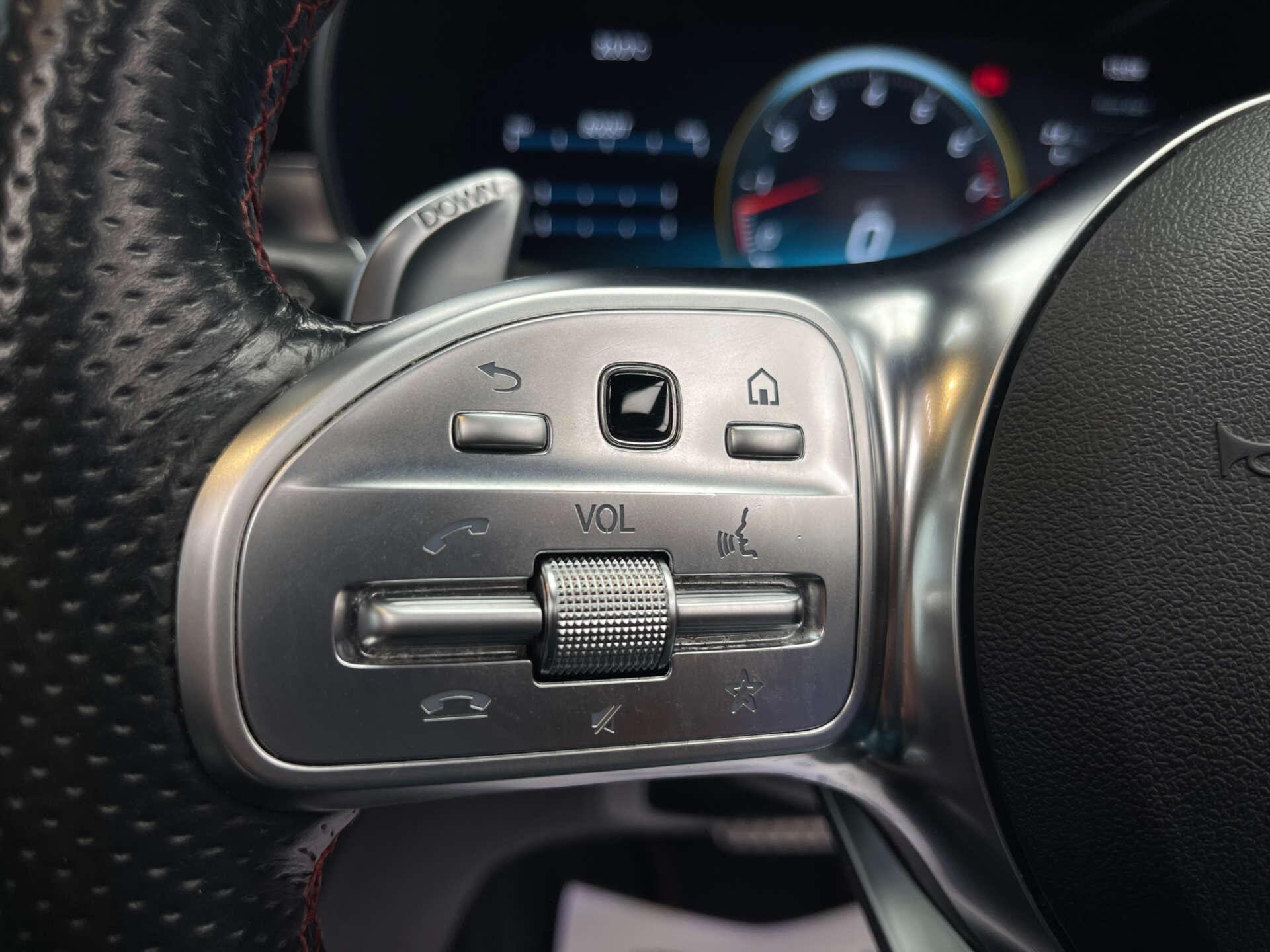 Mercedes-Benz C Class view 18
