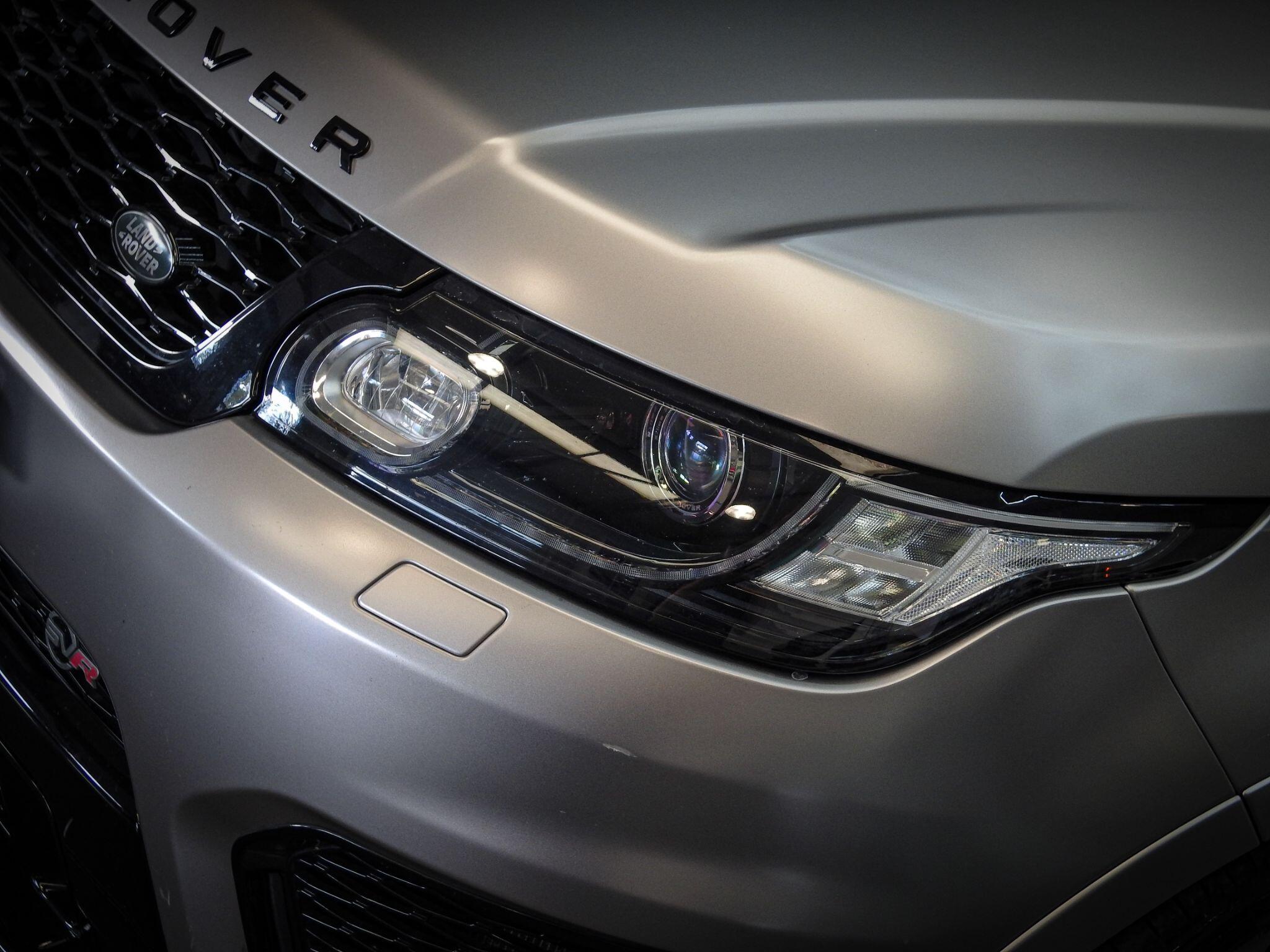 Land Rover Range Rover Sport view 12