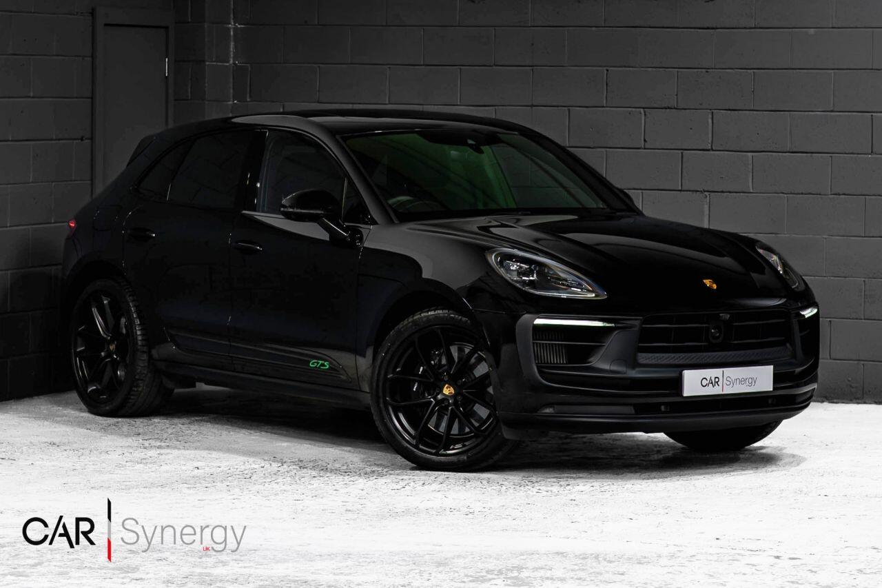 2022 Porsche Macan in Black for sale