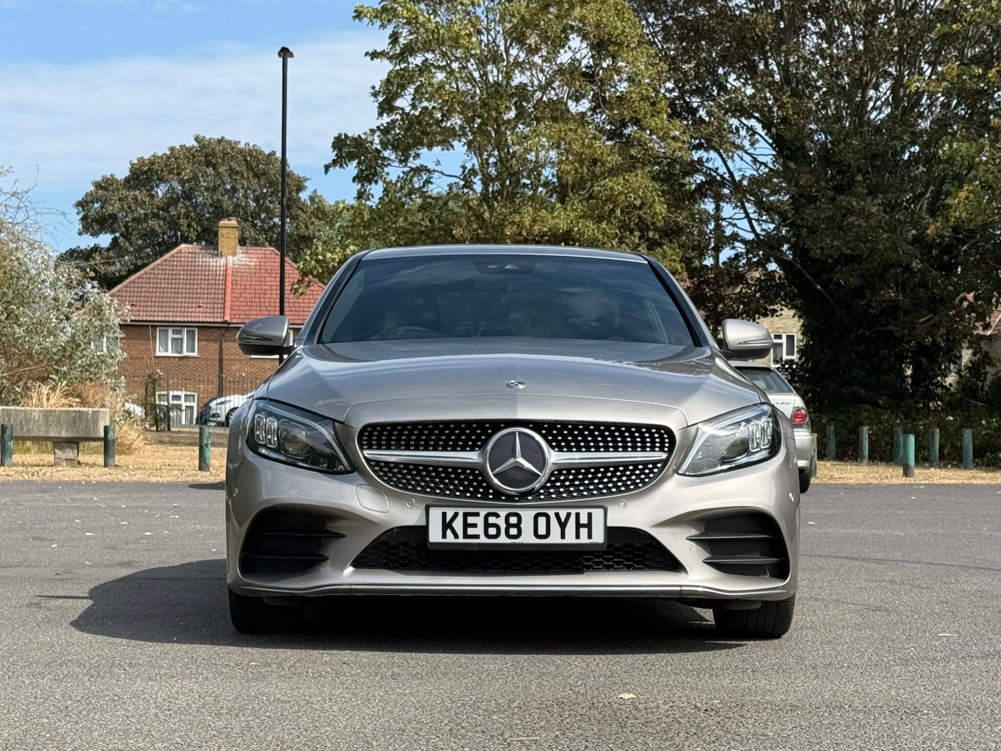 Mercedes-Benz C-Class view 5