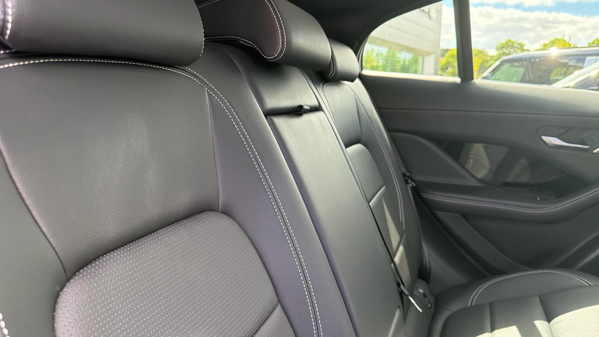 Jaguar I-Pace view 48