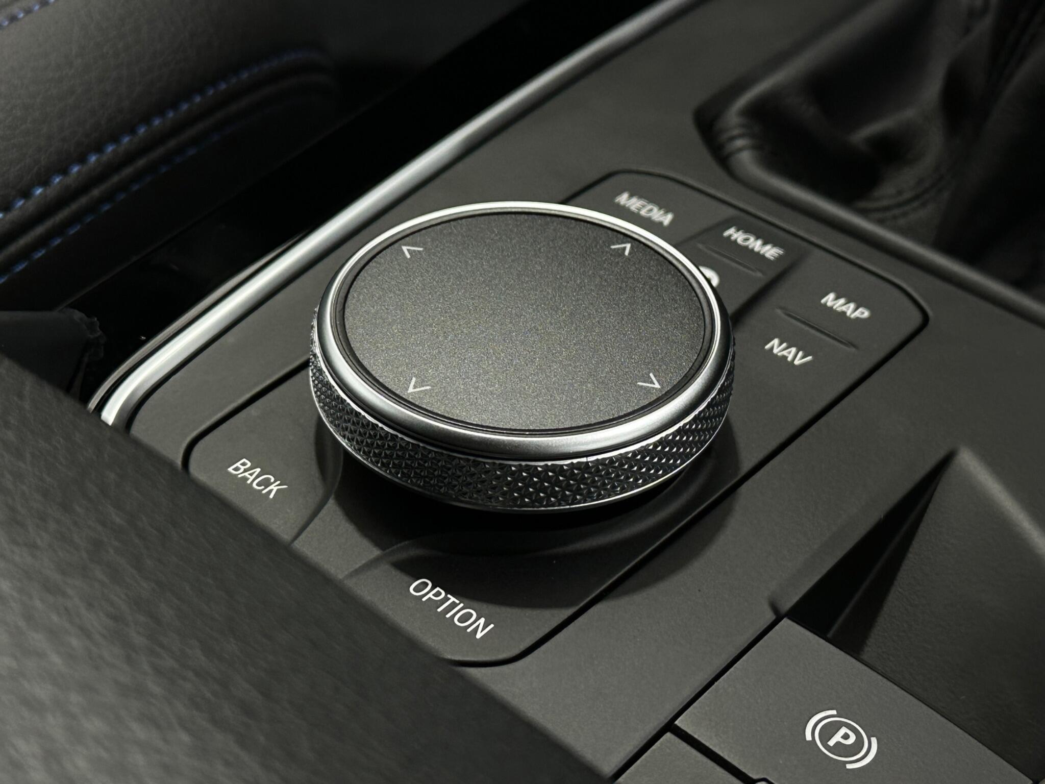 BMW 1 Series view 21