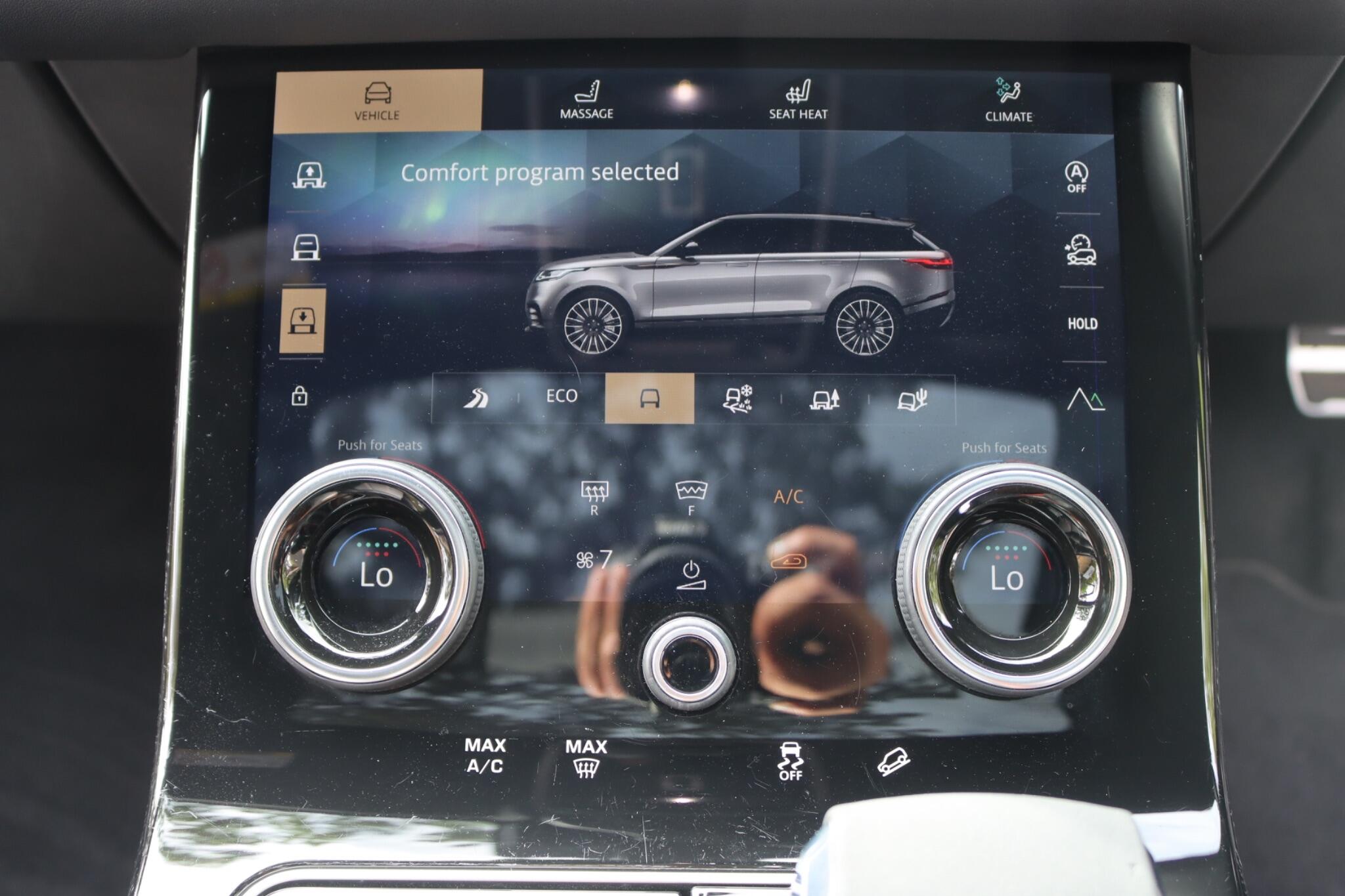 Land Rover Range Rover Velar view 47