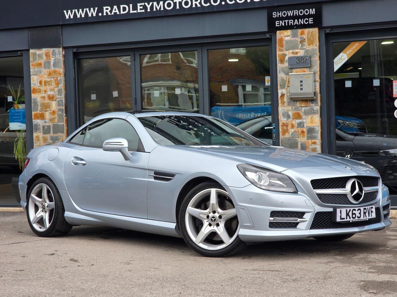 Mercedes-Benz SLK view 3