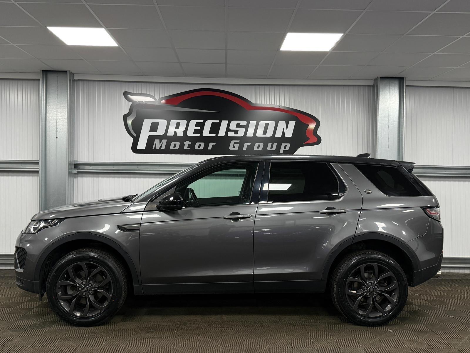 Land Rover Discovery Sport view 9