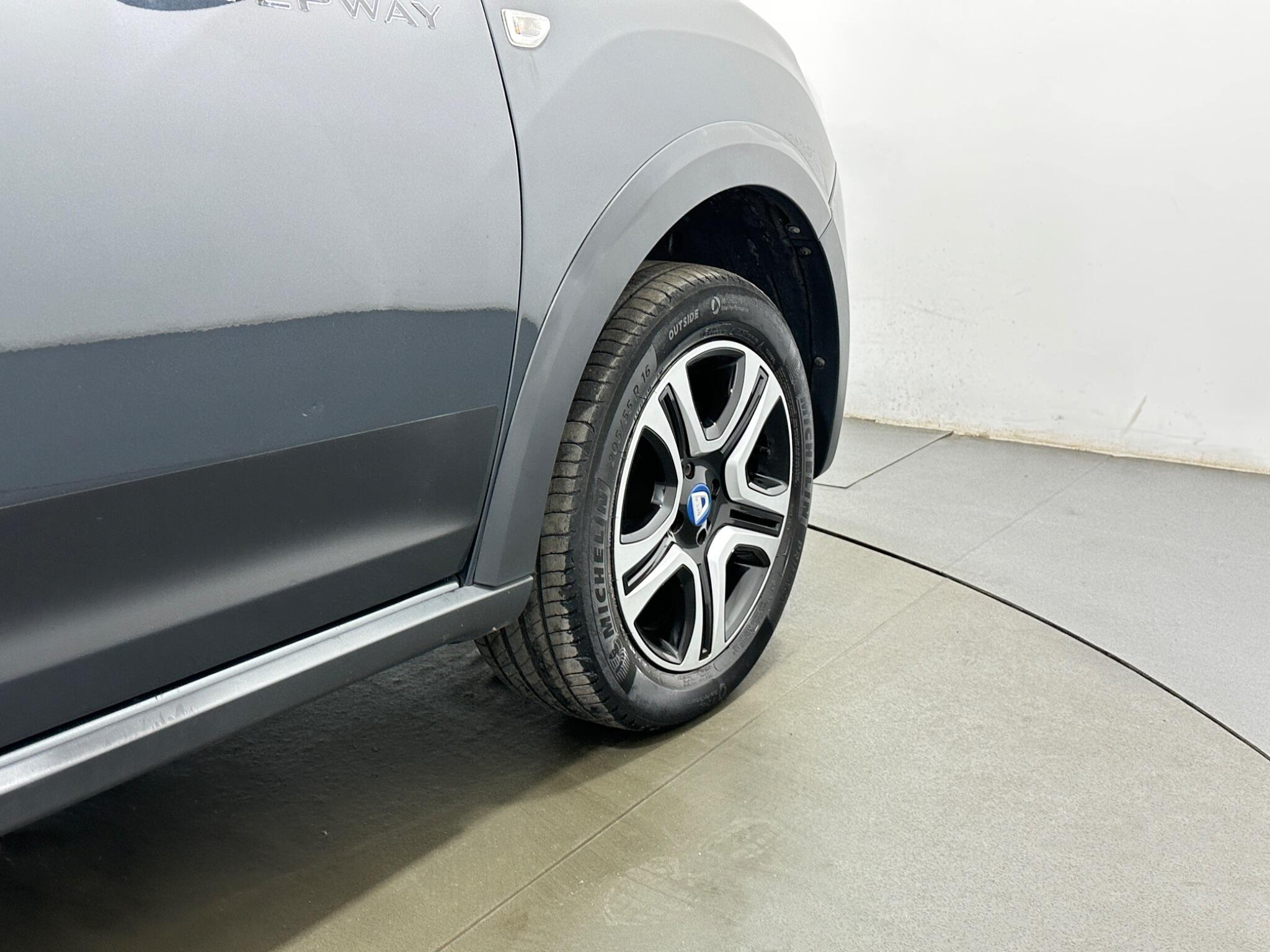 Dacia Sandero Stepway view 48