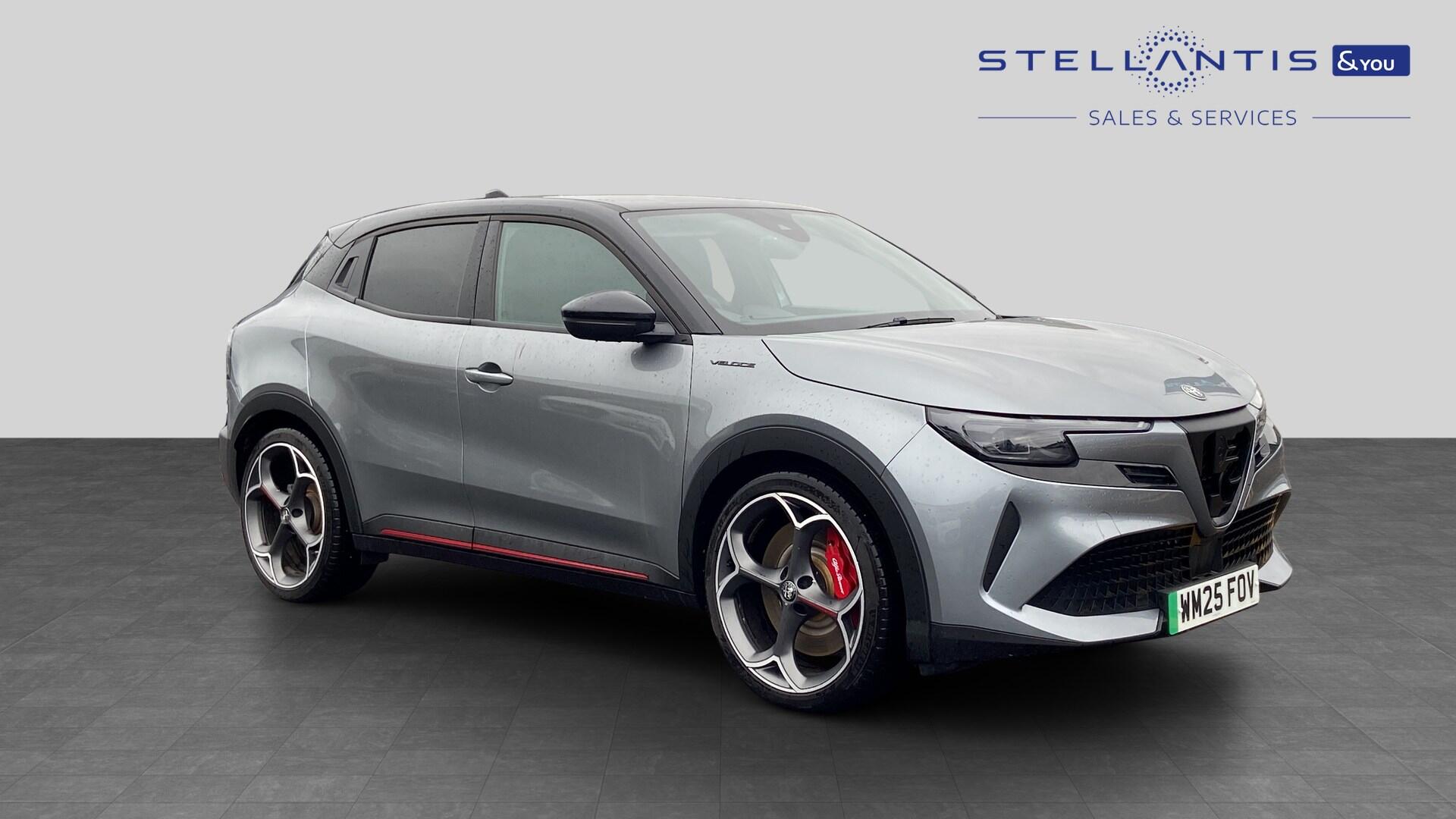 2025 Alfa Romeo Junior