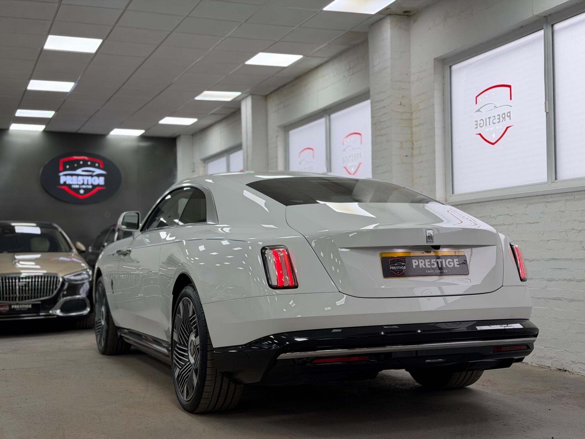 Rolls-Royce Spectre view 49