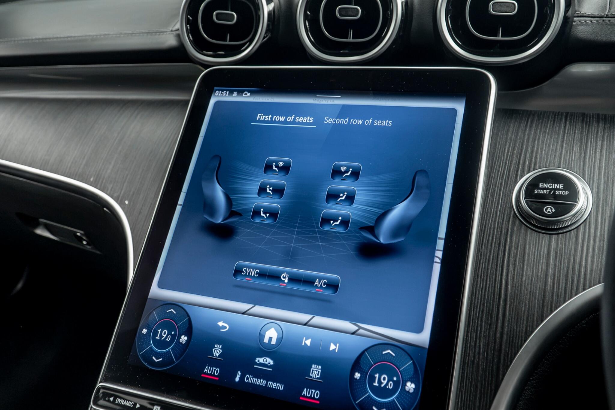 Mercedes-Benz C-Class view 30