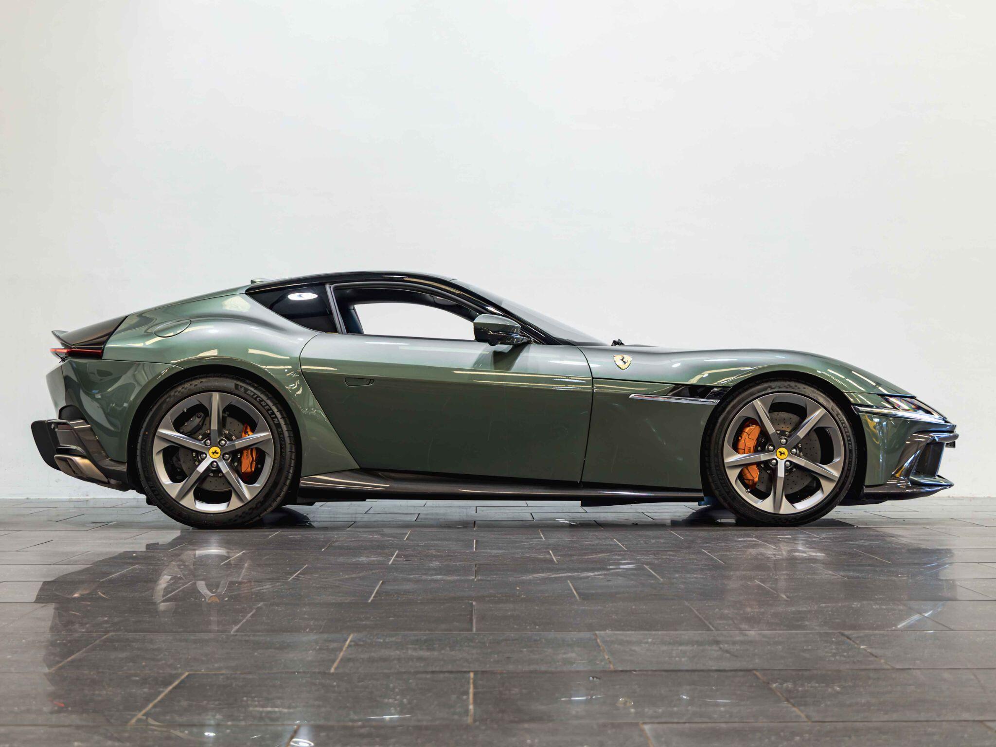 Ferrari 12cilindri view 6