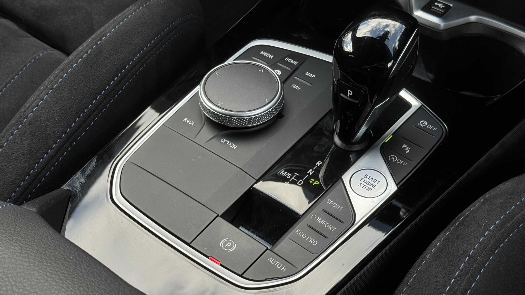 BMW 1 Series view 42