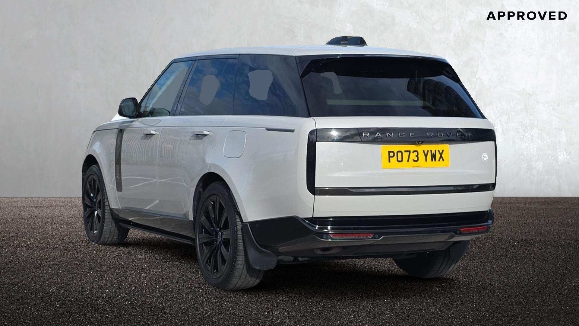 Land Rover Range Rover view 2