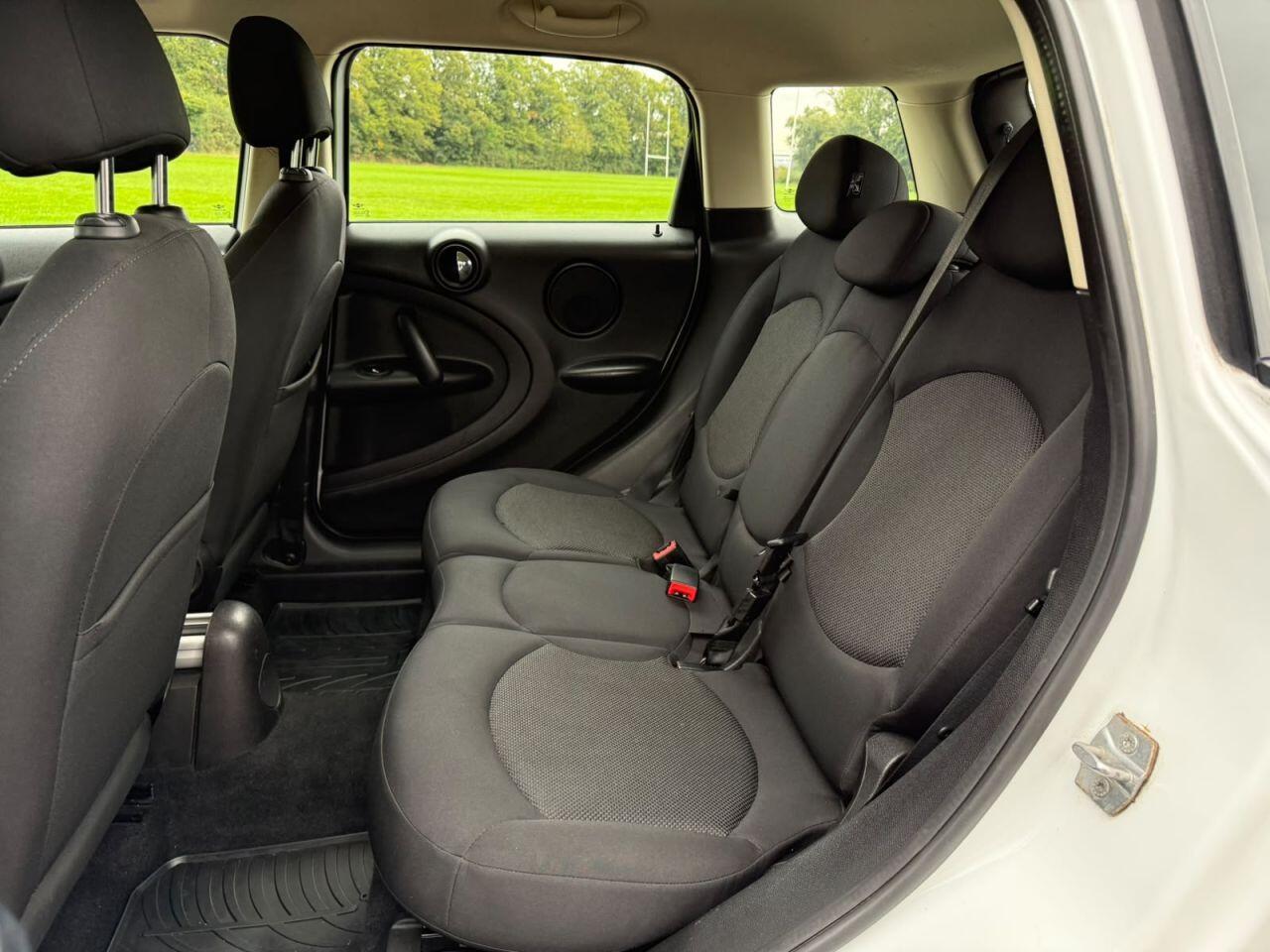 Mini Countryman view 51