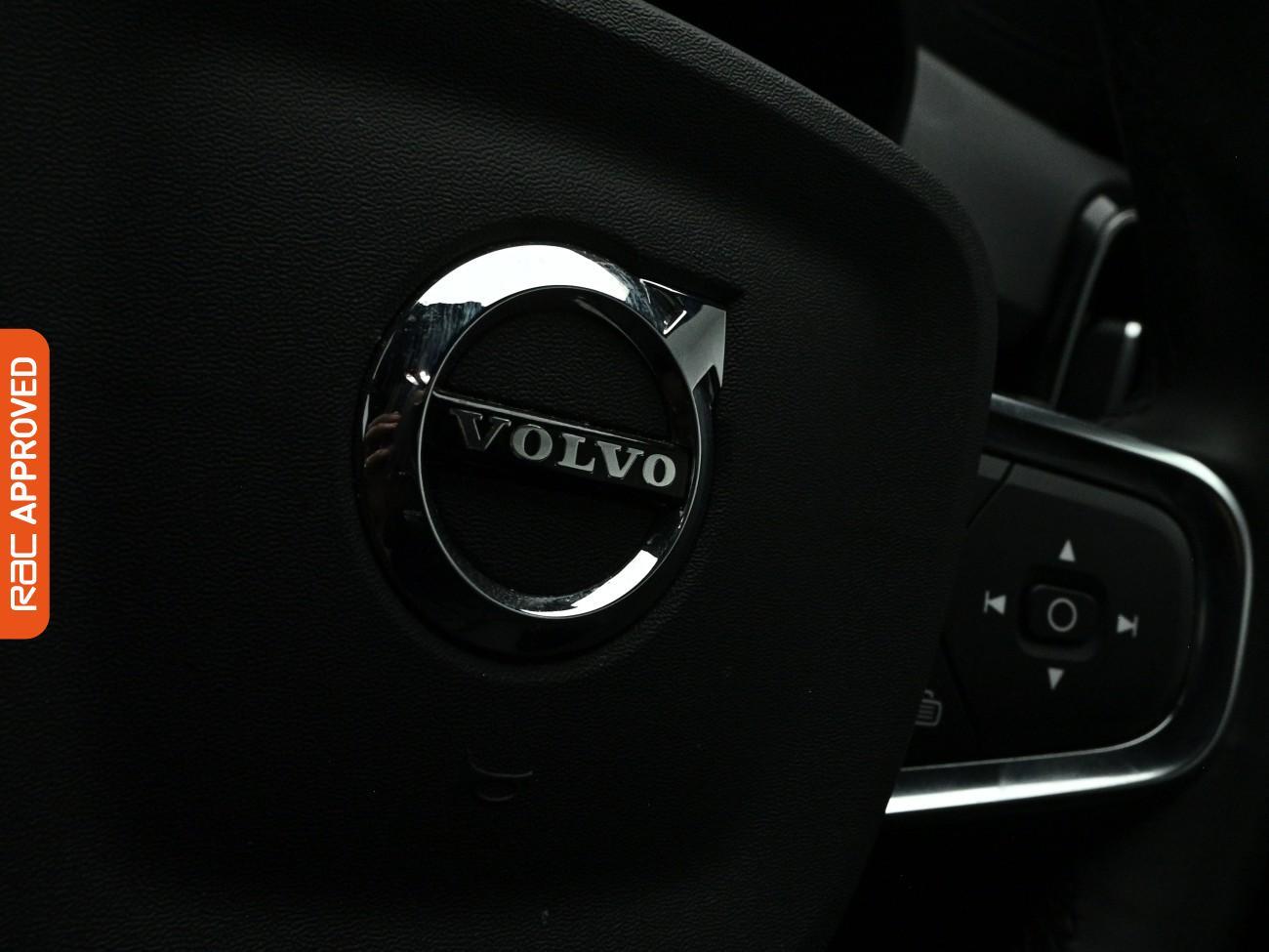 Volvo C40 view 23