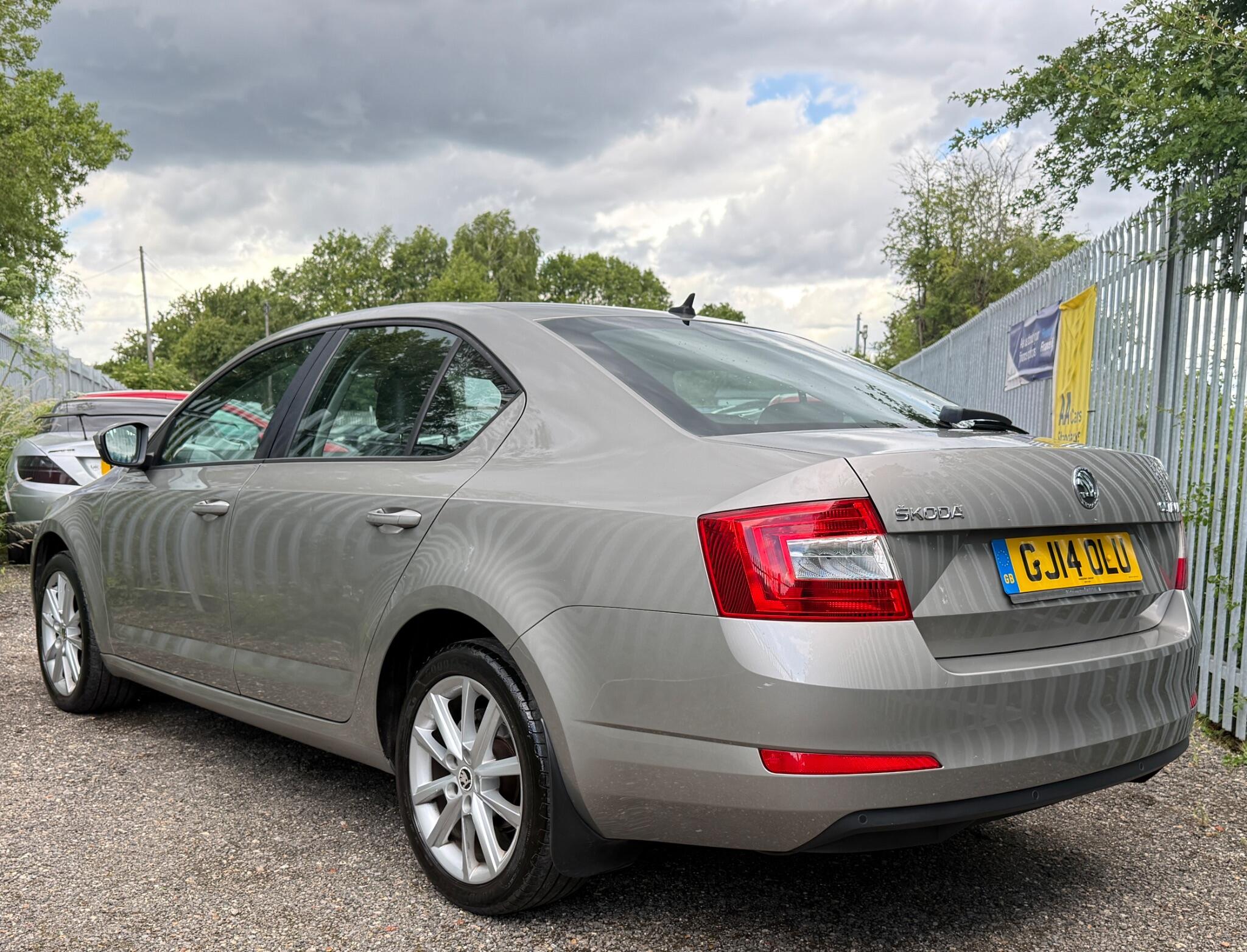 2014 Skoda Octavia image 8
