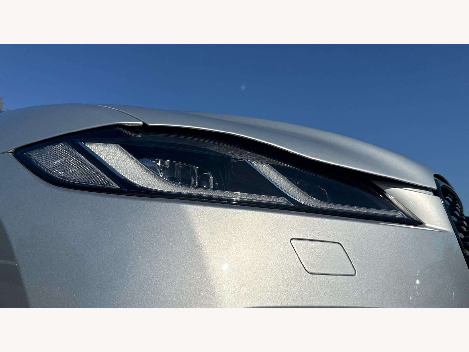 Jaguar F-Pace view 21