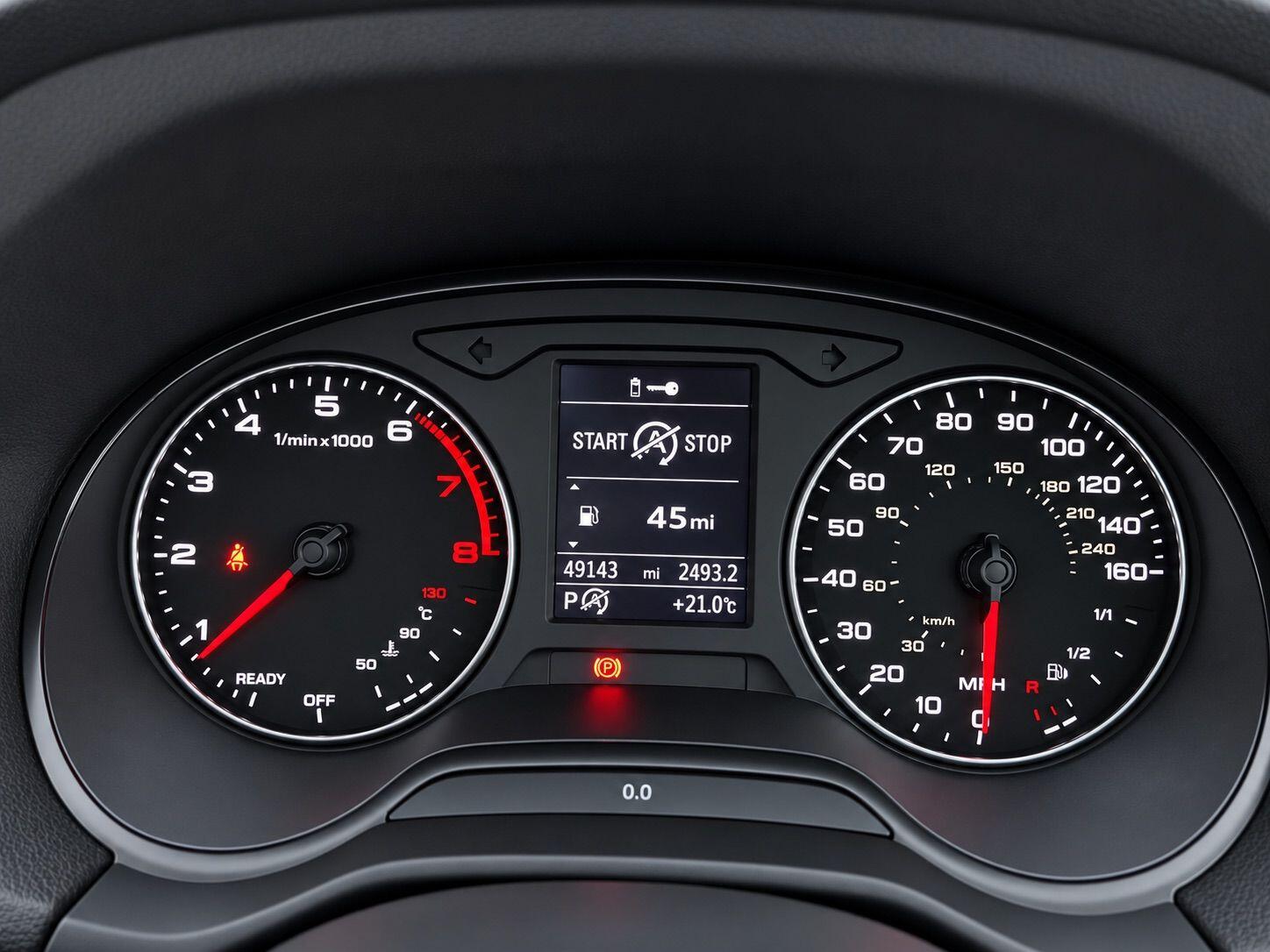 Audi Q2 view 26