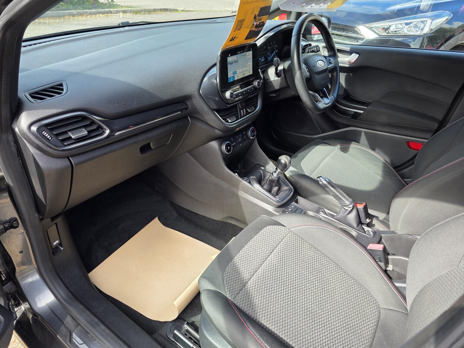 Ford Fiesta view 31