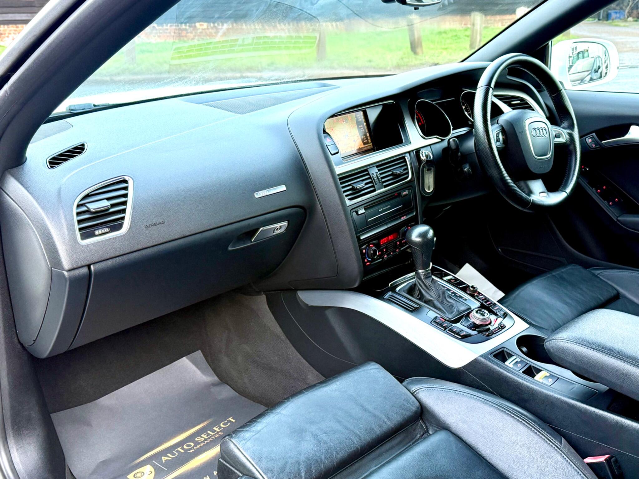 2009 Audi A5 Cabriolet image 32