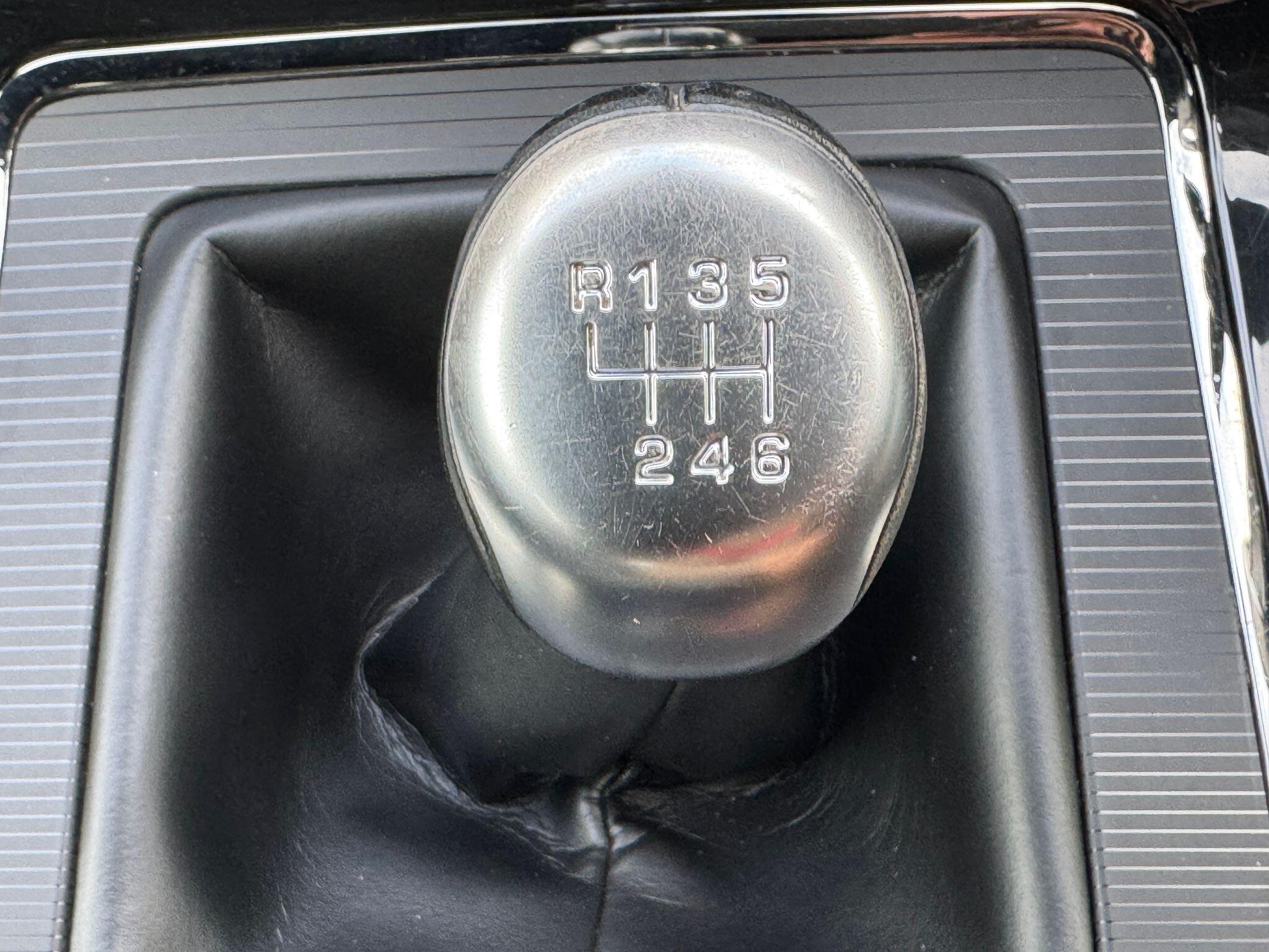 Land Rover Range Rover Evoque view 10