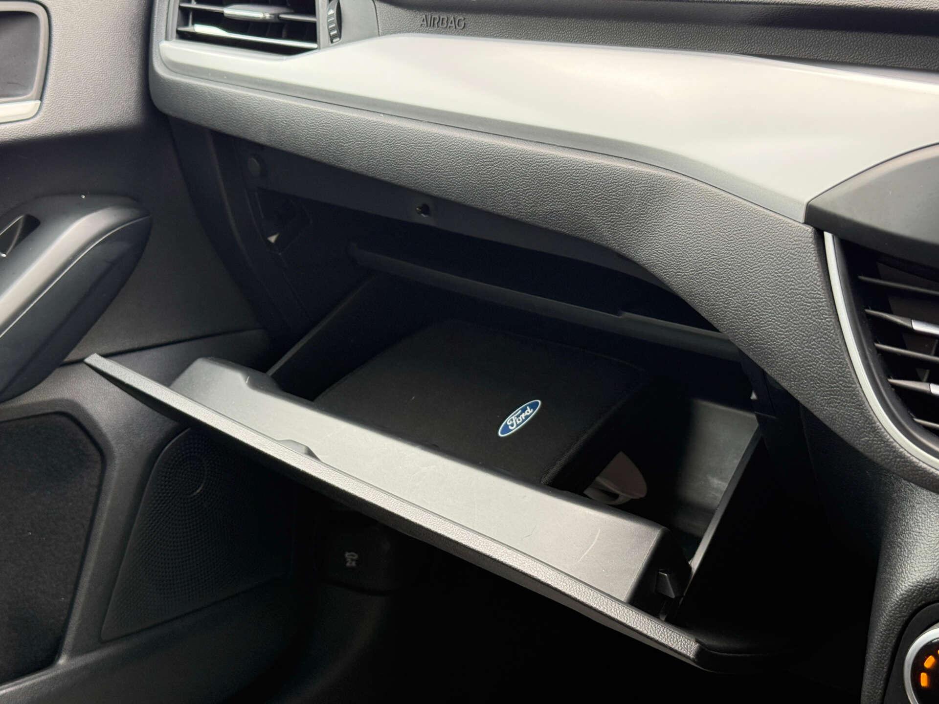 Ford Focus view 70