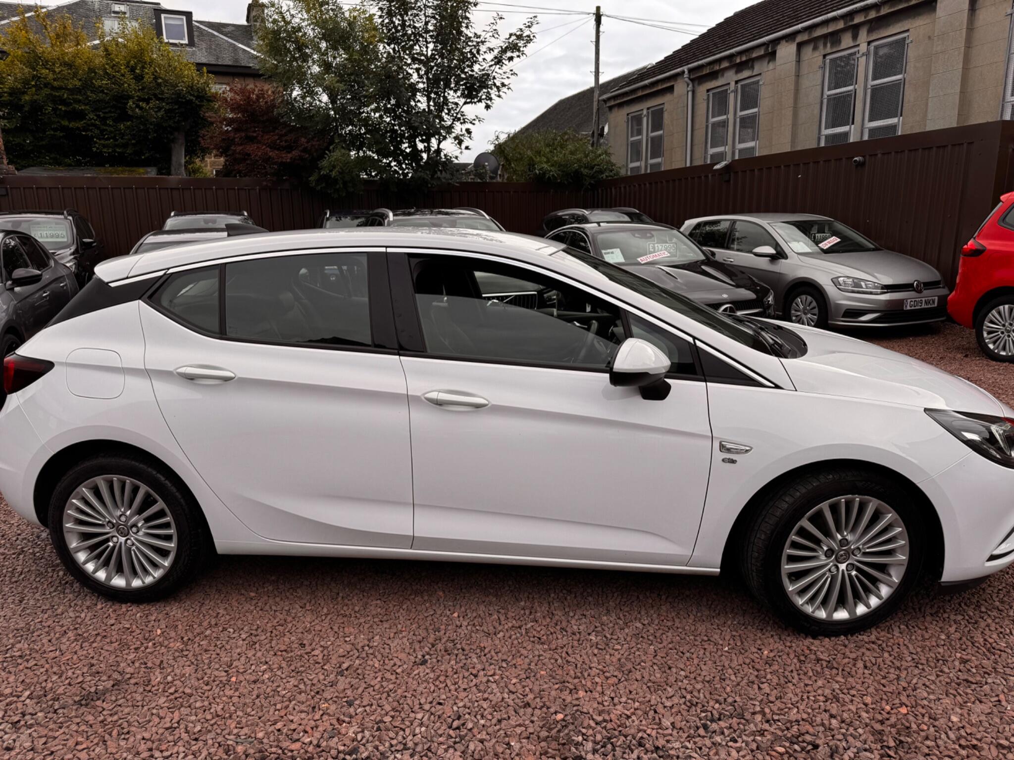 Vauxhall Astra view 10