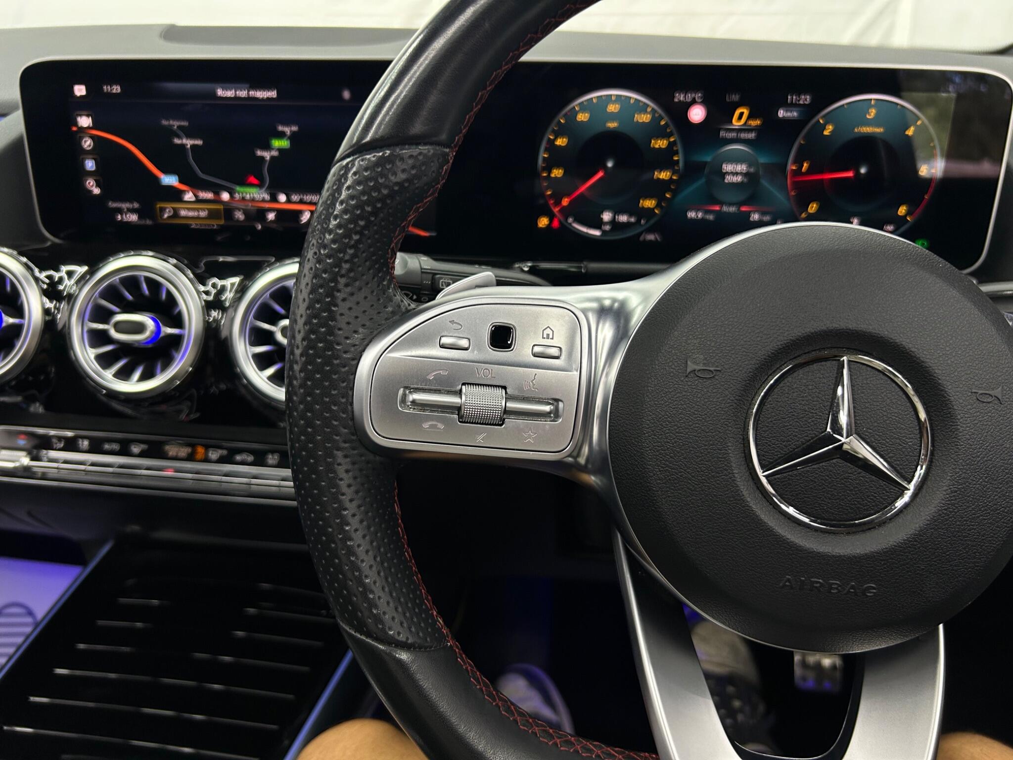 Mercedes-Benz B Class view 47
