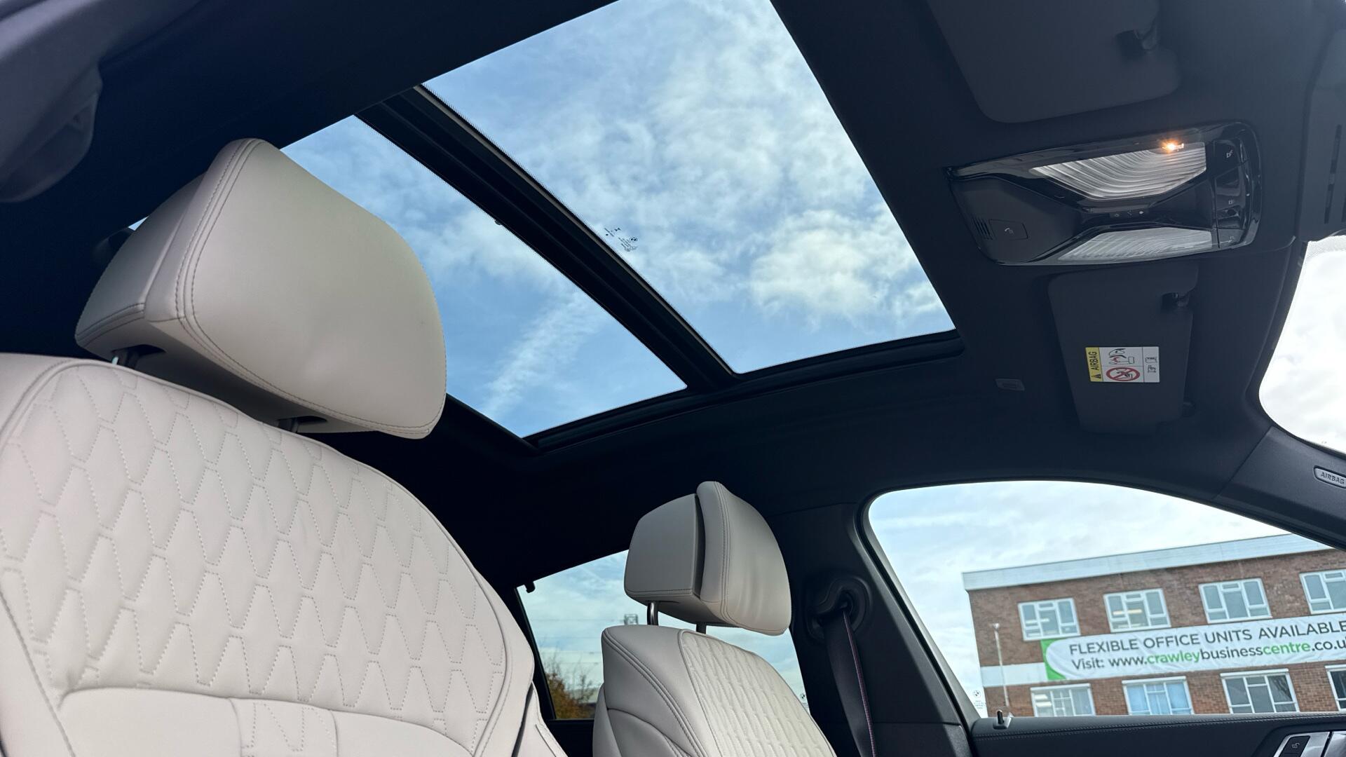 BMW X6 view 42