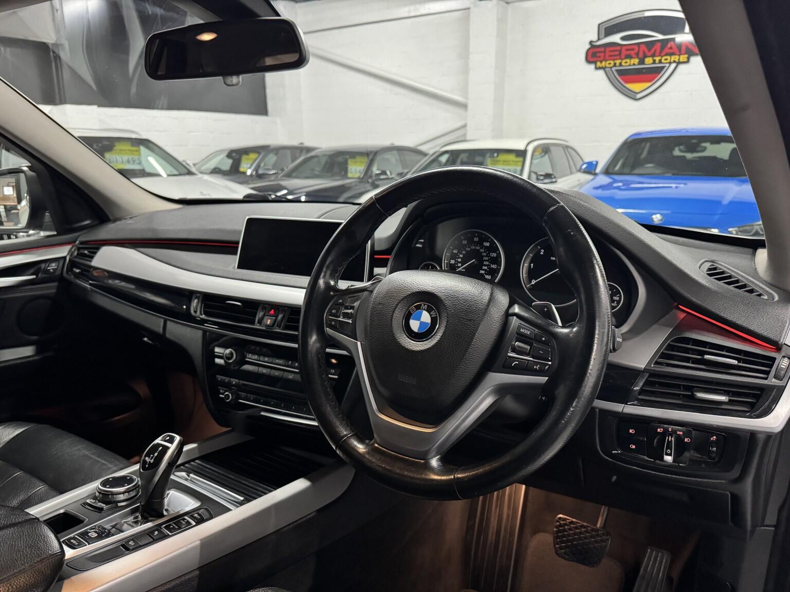 BMW X5 X5 view 16
