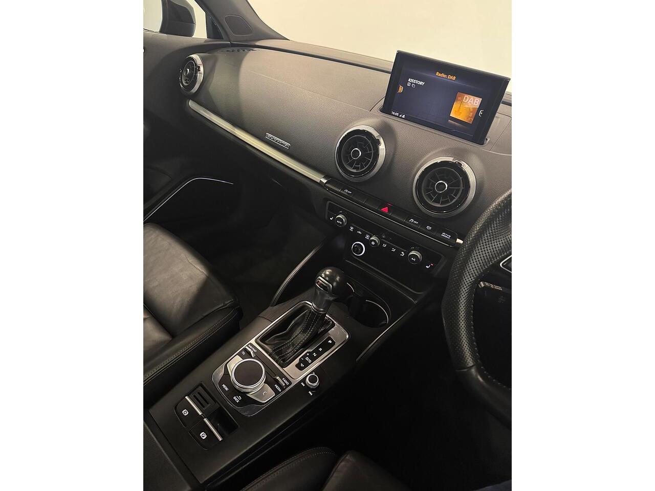 Audi S3 view 20