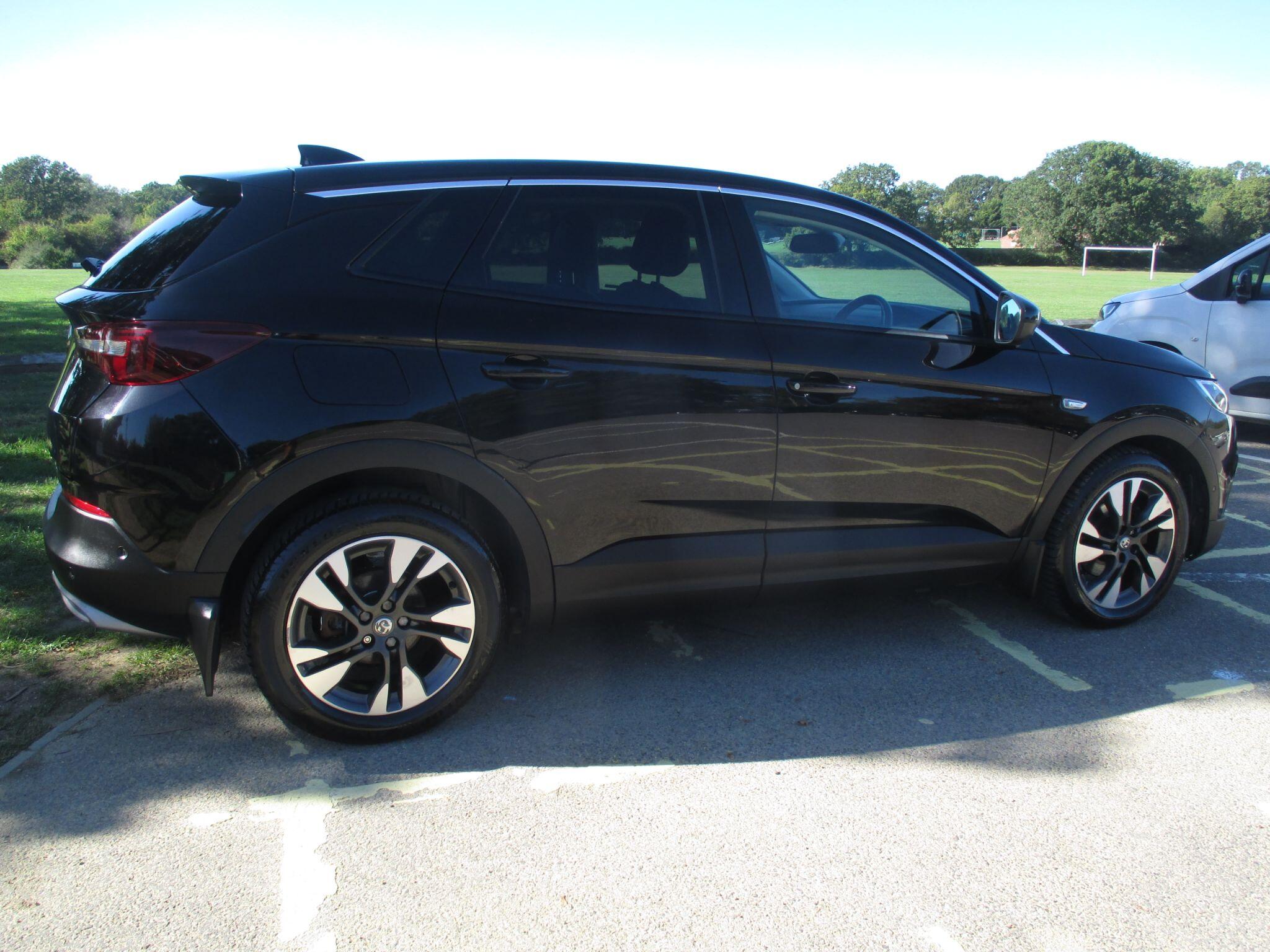 Vauxhall Grandland X view 7