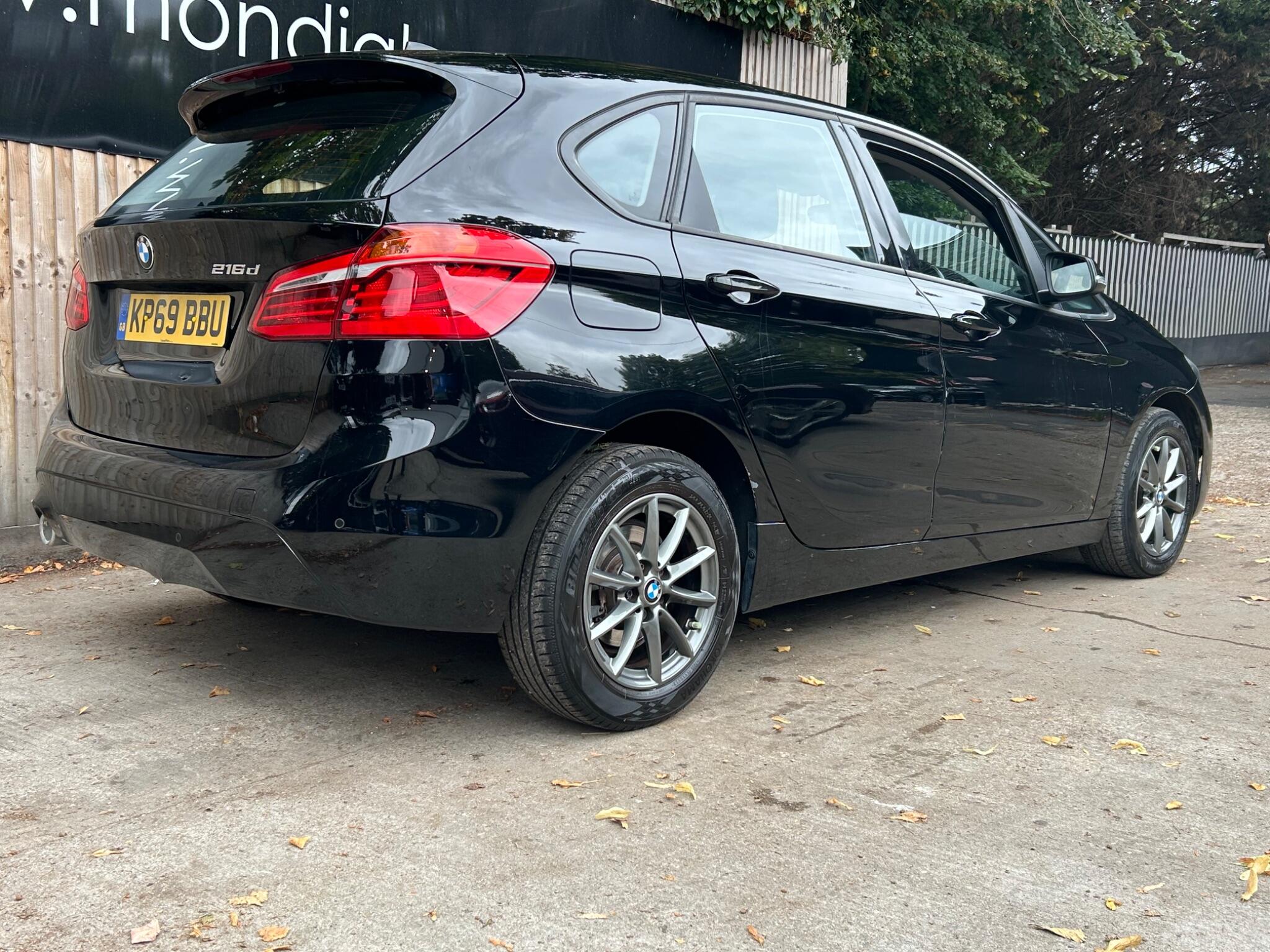 BMW 2 Series view 19