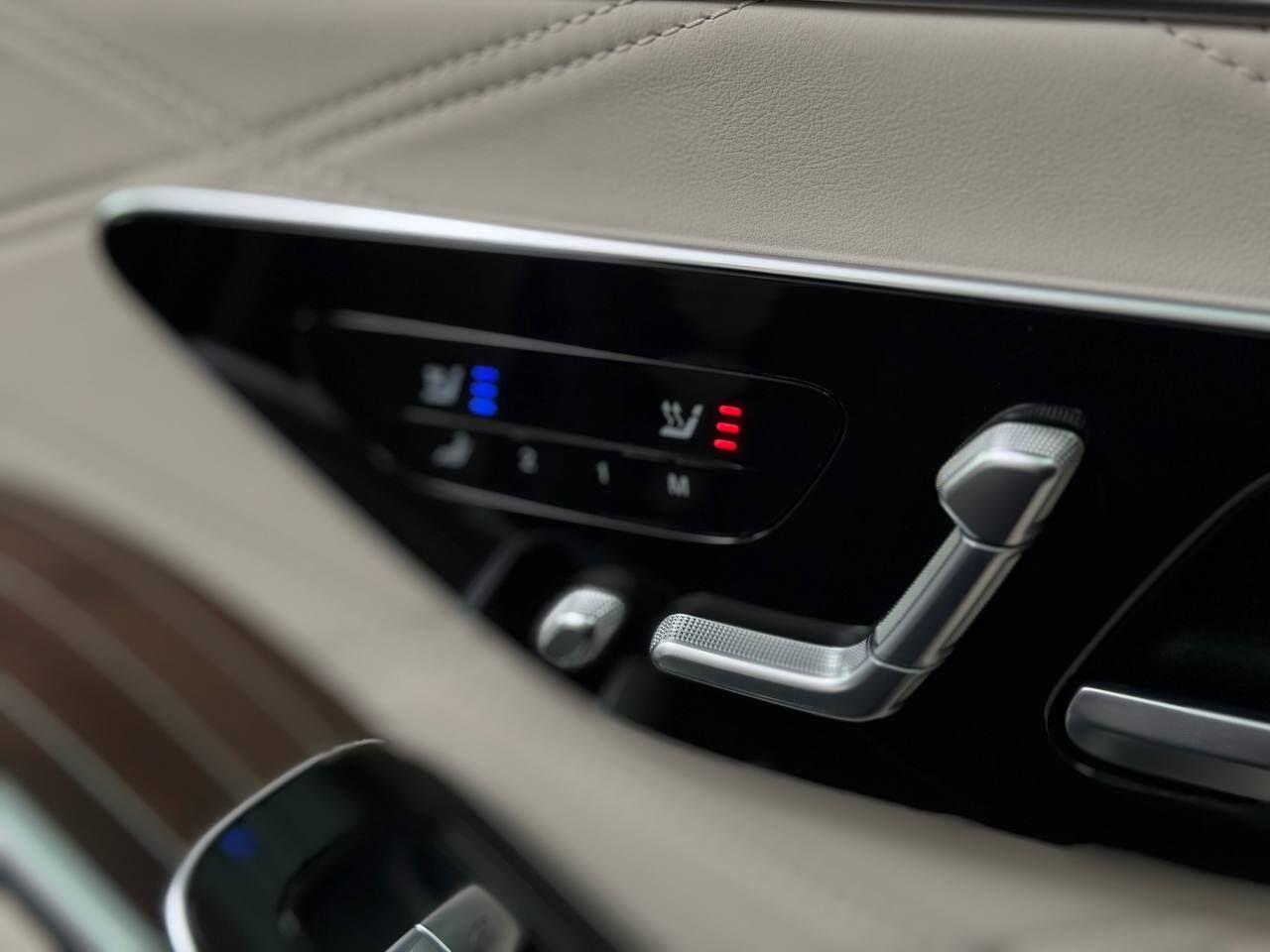 Mercedes-Benz S-Class view 40